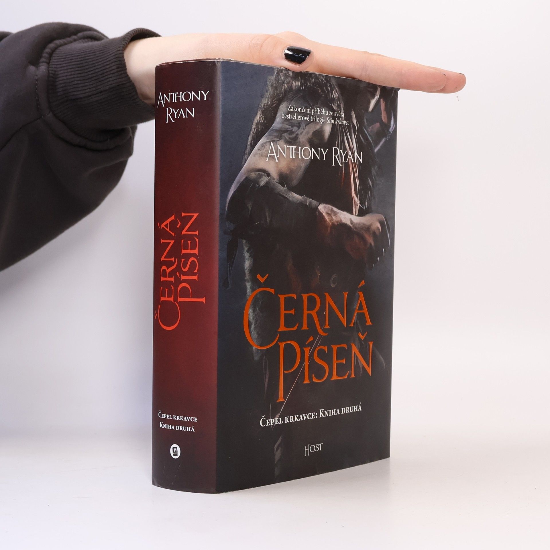 Anthony Ryan Černá píseň