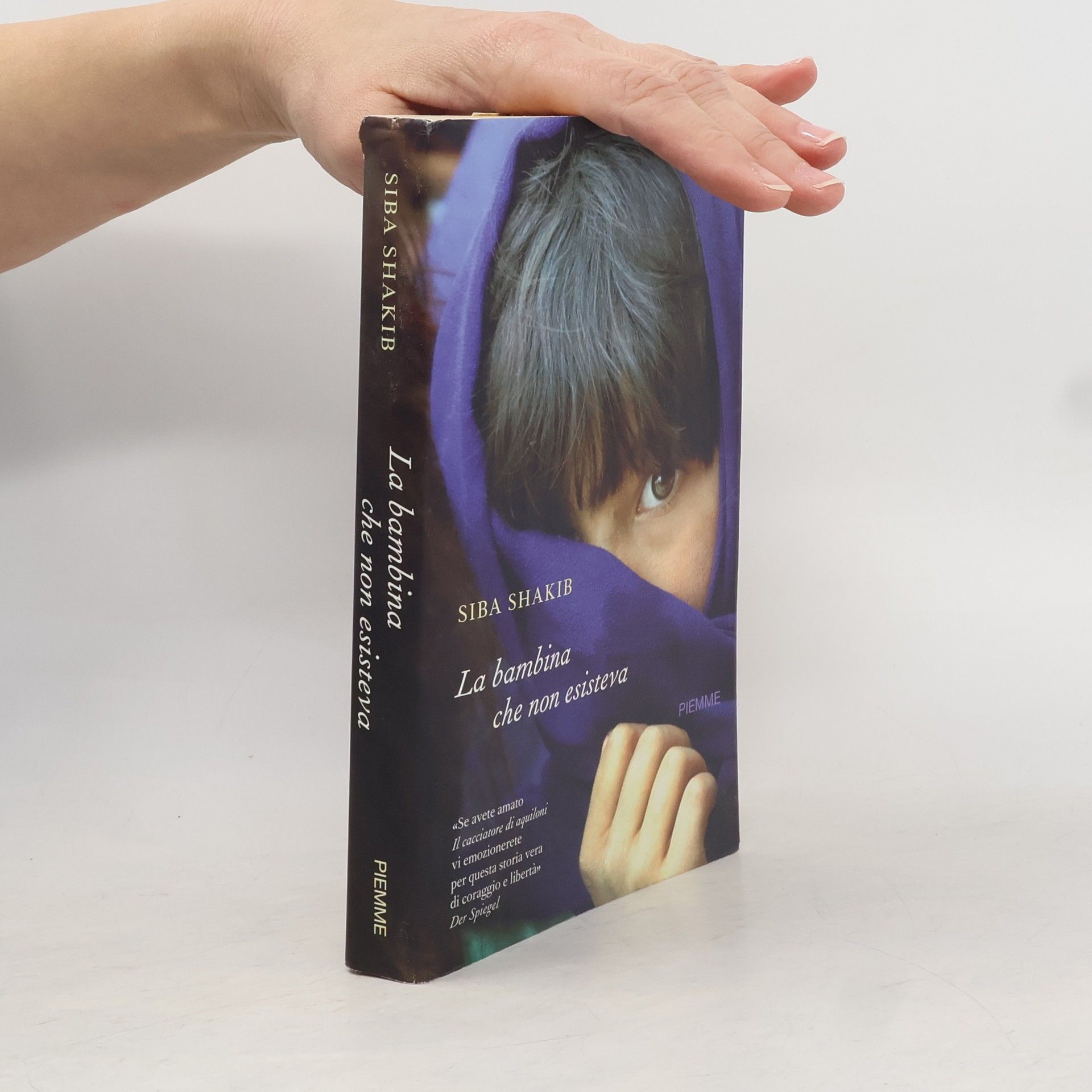 Síba Shakib La bambina che non esisteva