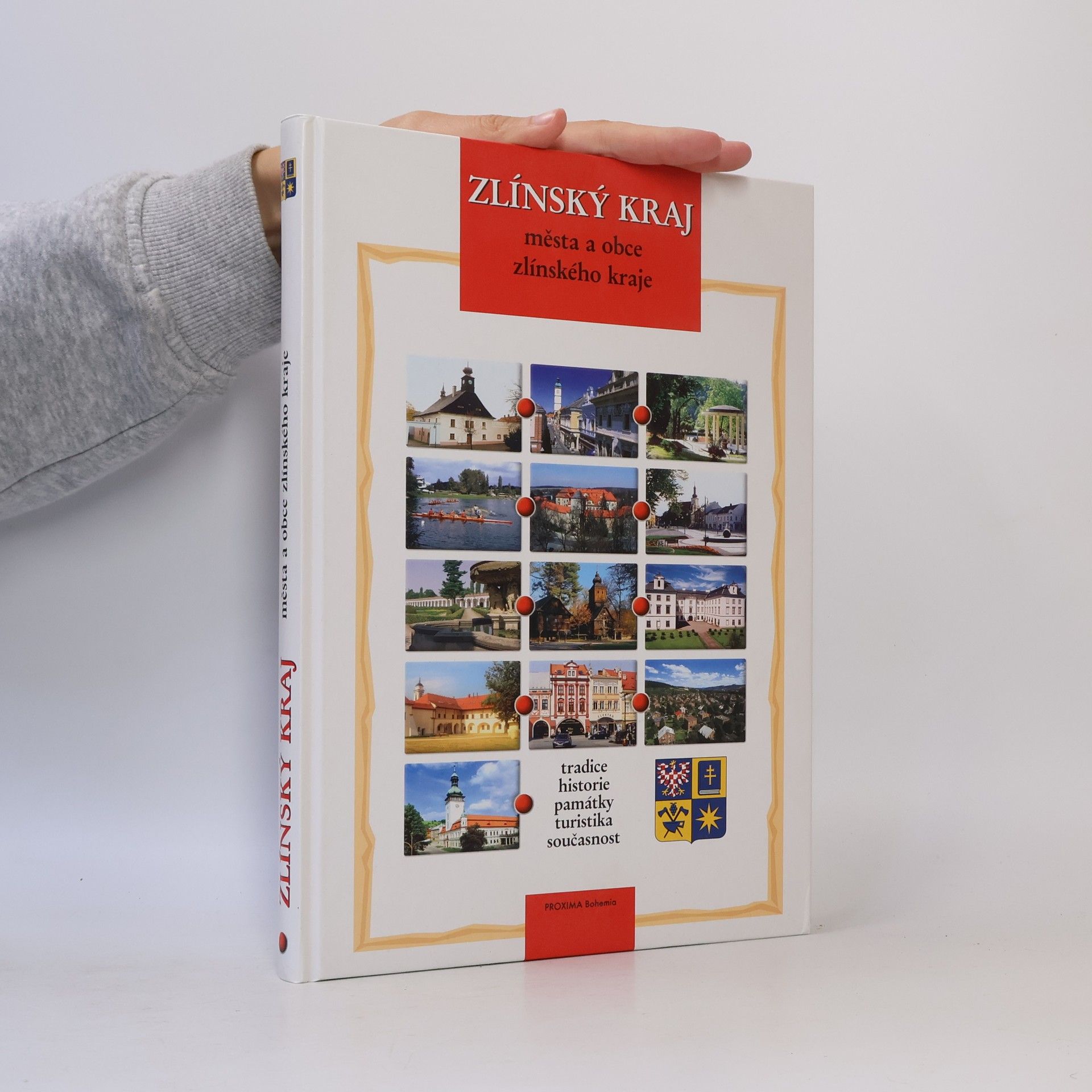 Various authors Zlínský kraj - města a obce Zlínského kraje