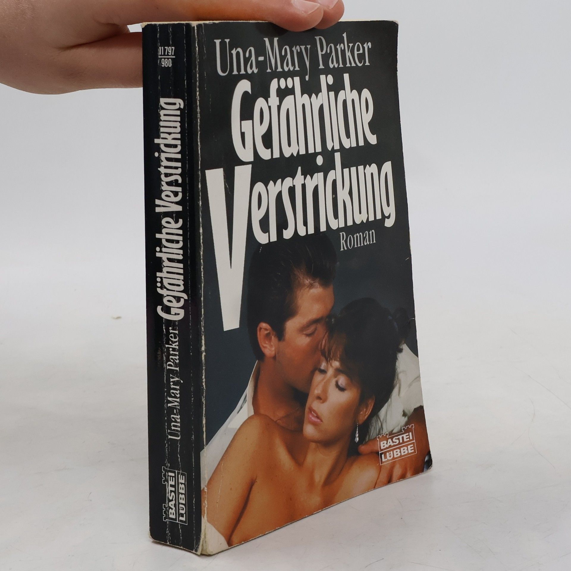 Gefährliche Verstrickung. Roman