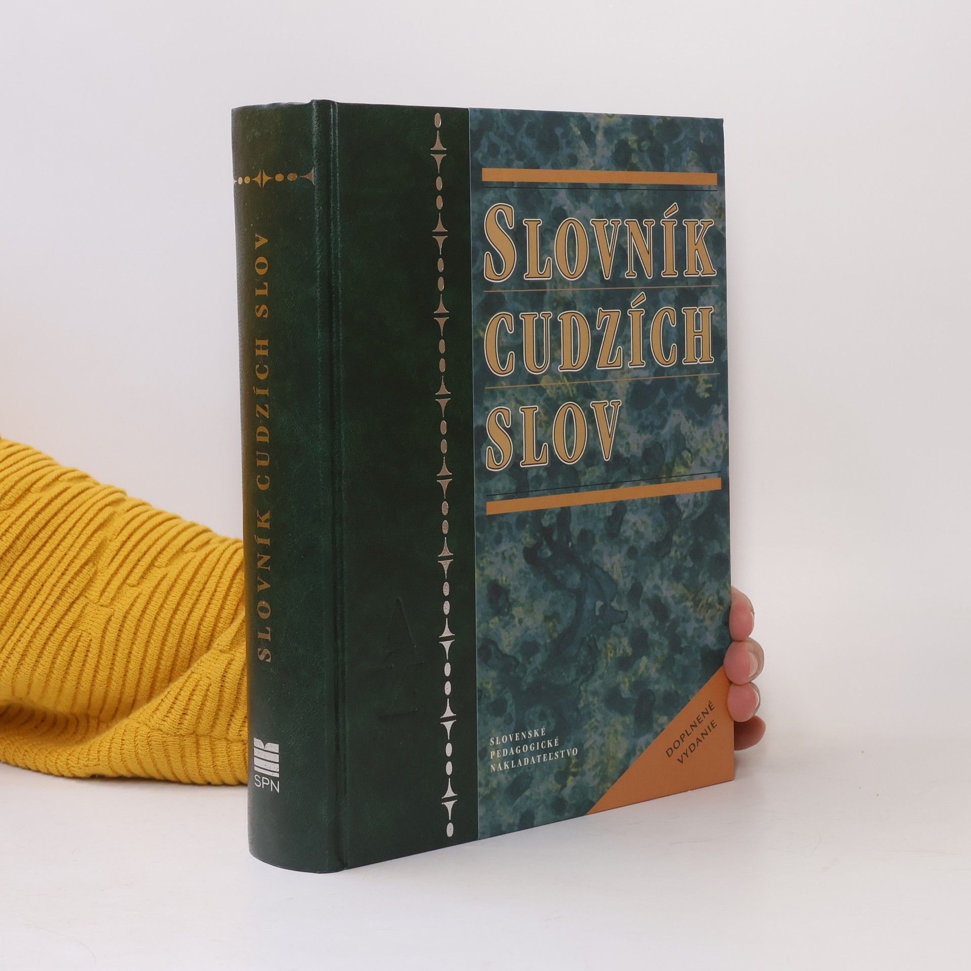 Věra Petráčková Slovník cudzích slov