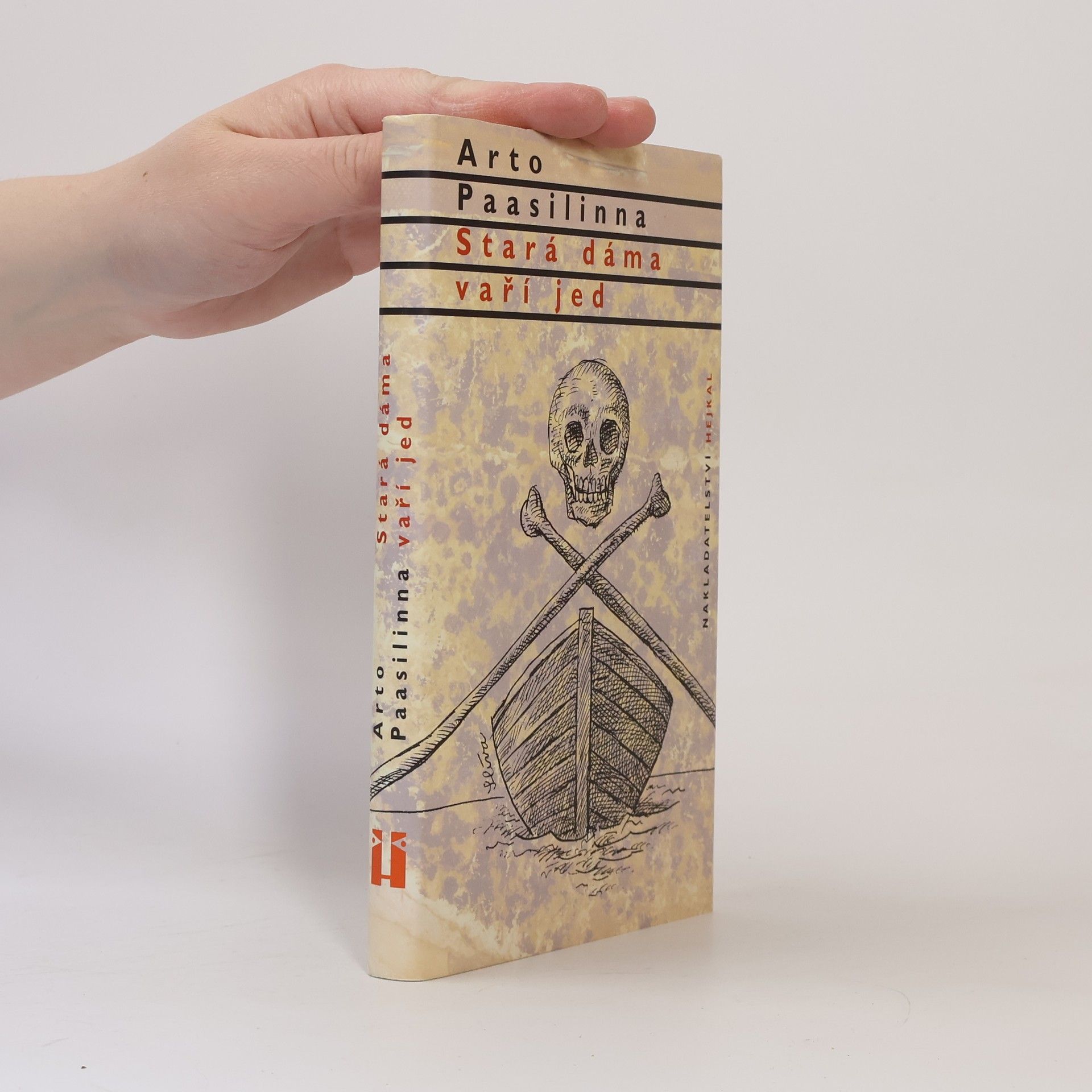 Arto Paasilinna Stará dáma vaří jed