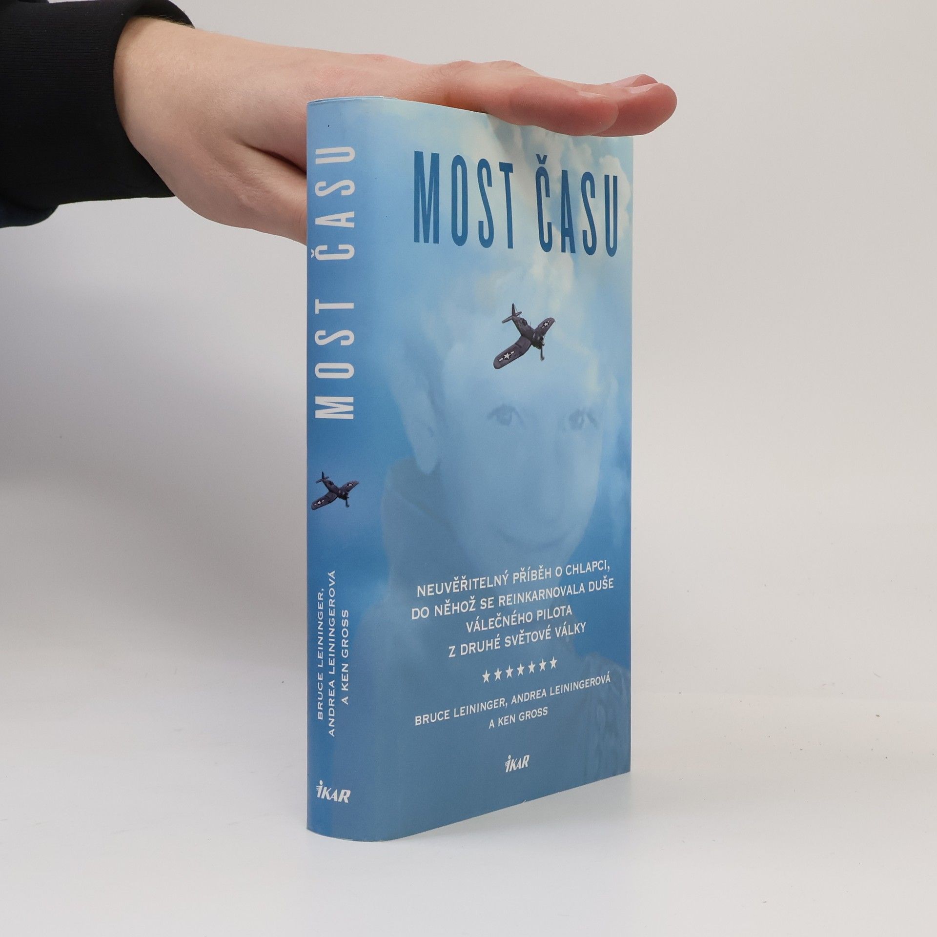 Bruce Leininger Most času