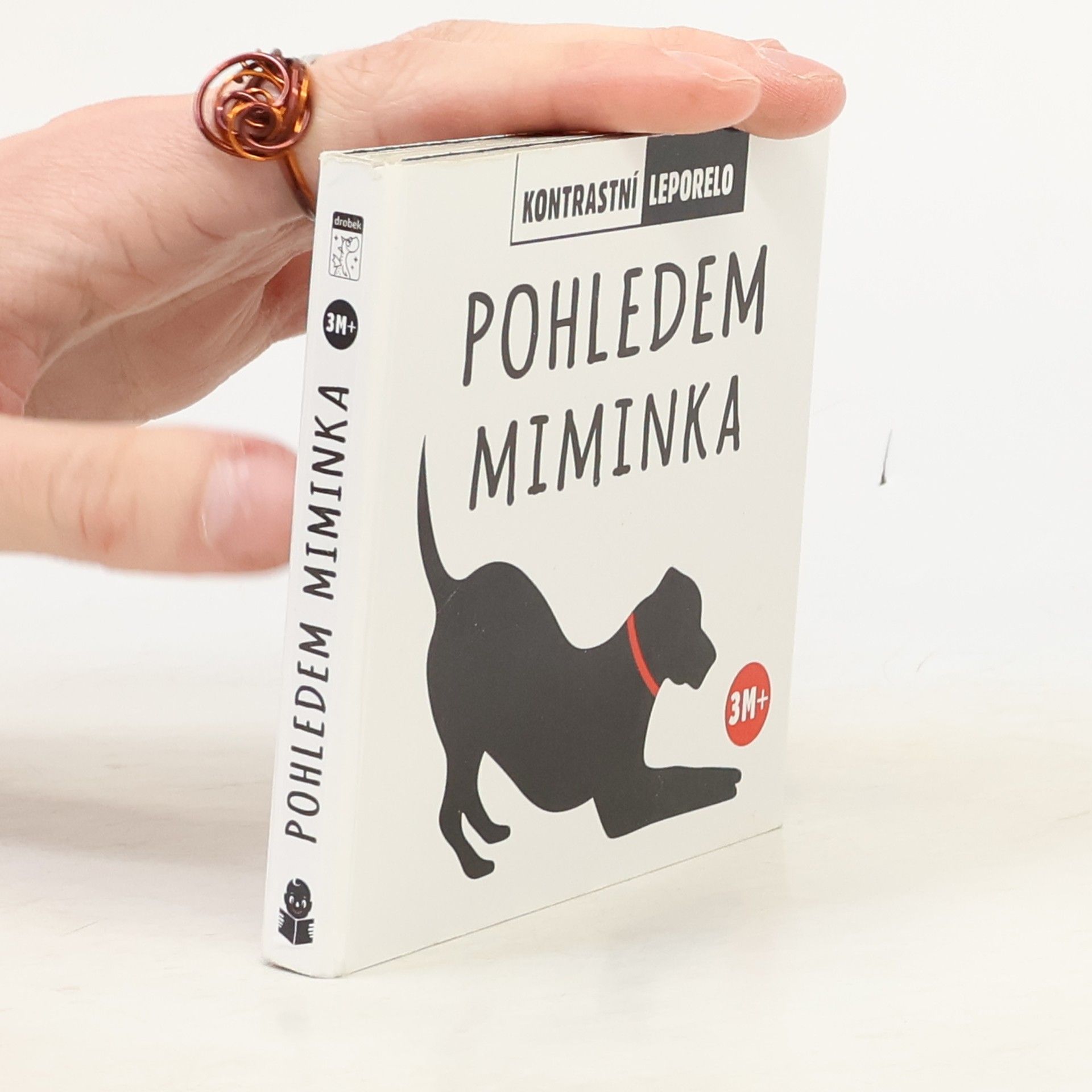 Kolektiv autorů Pohledem miminka : kontrastní leporelo