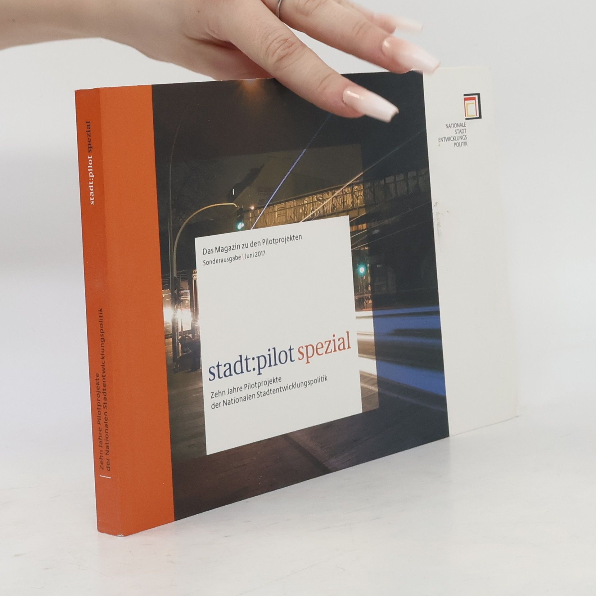 Autores varios Zehn Jahre Pilotprojekte der Nationalen Stadtentwicklungspolitik