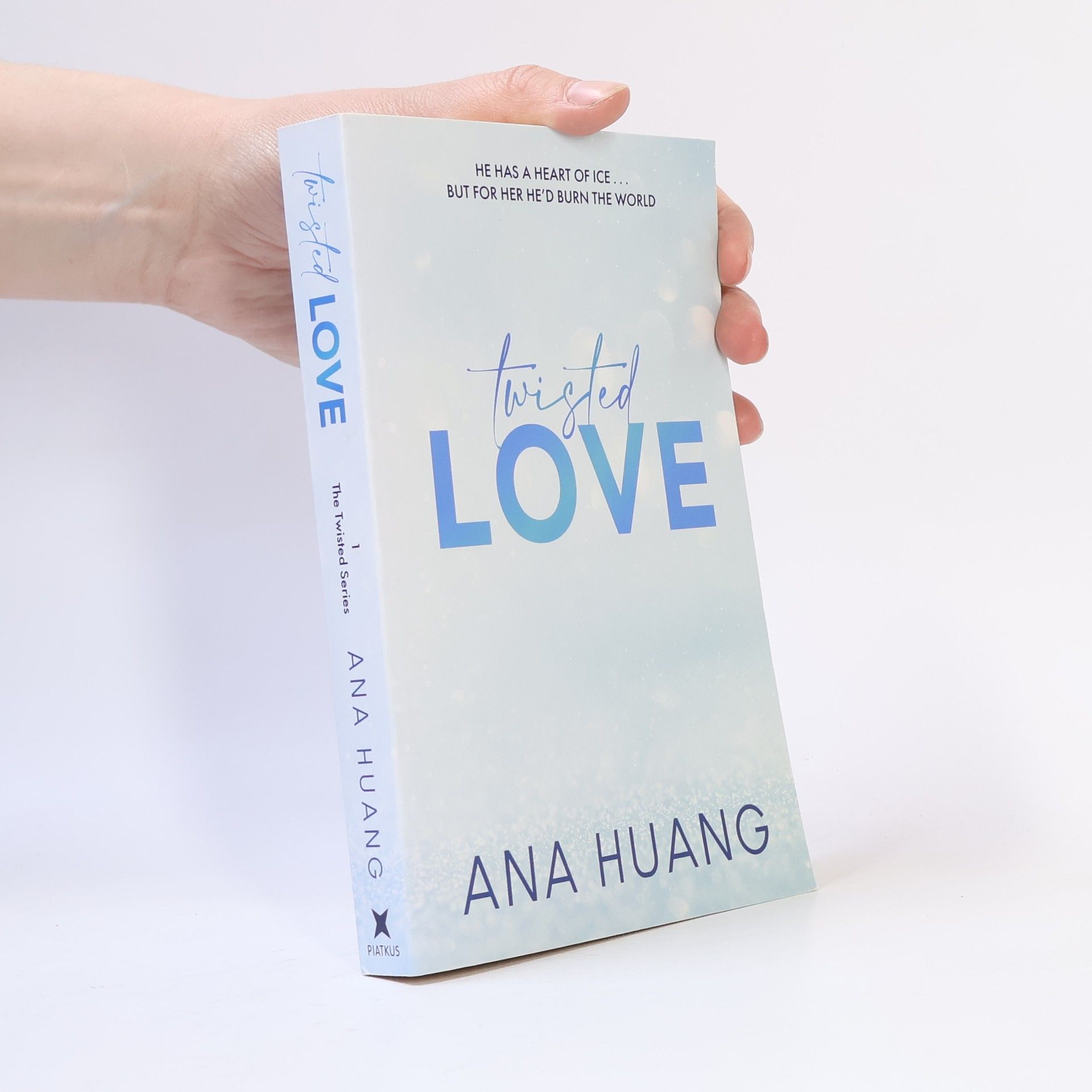 Ana Huang Twisted love. Twisted book one