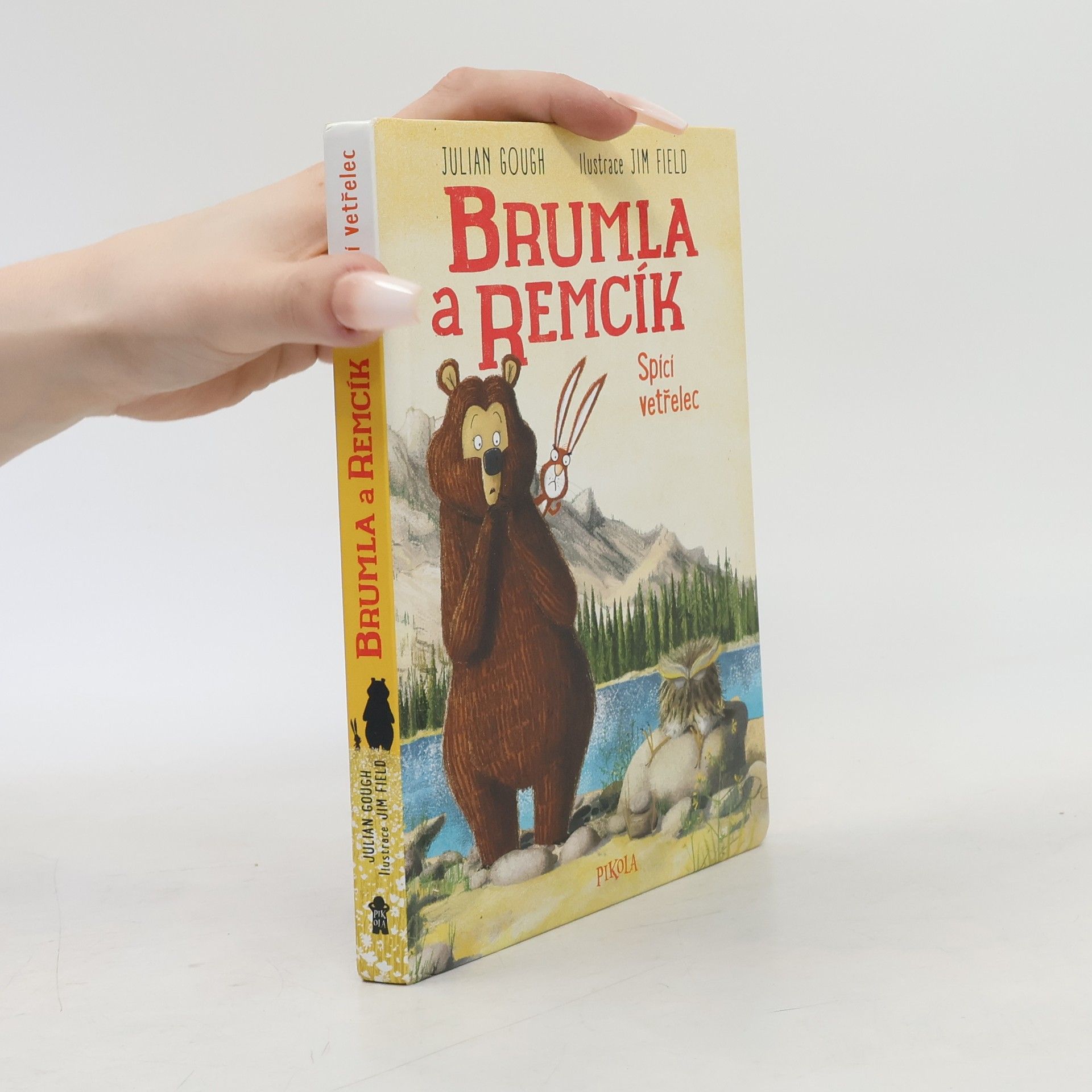 Julian Gough Spící vetřelec