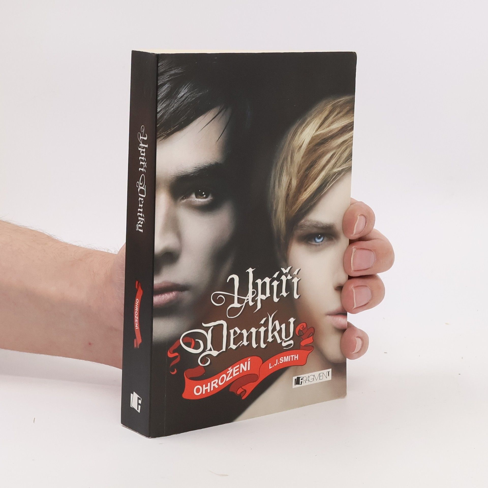 Lisa Jane Smith Upíří deníky. Ohrožení