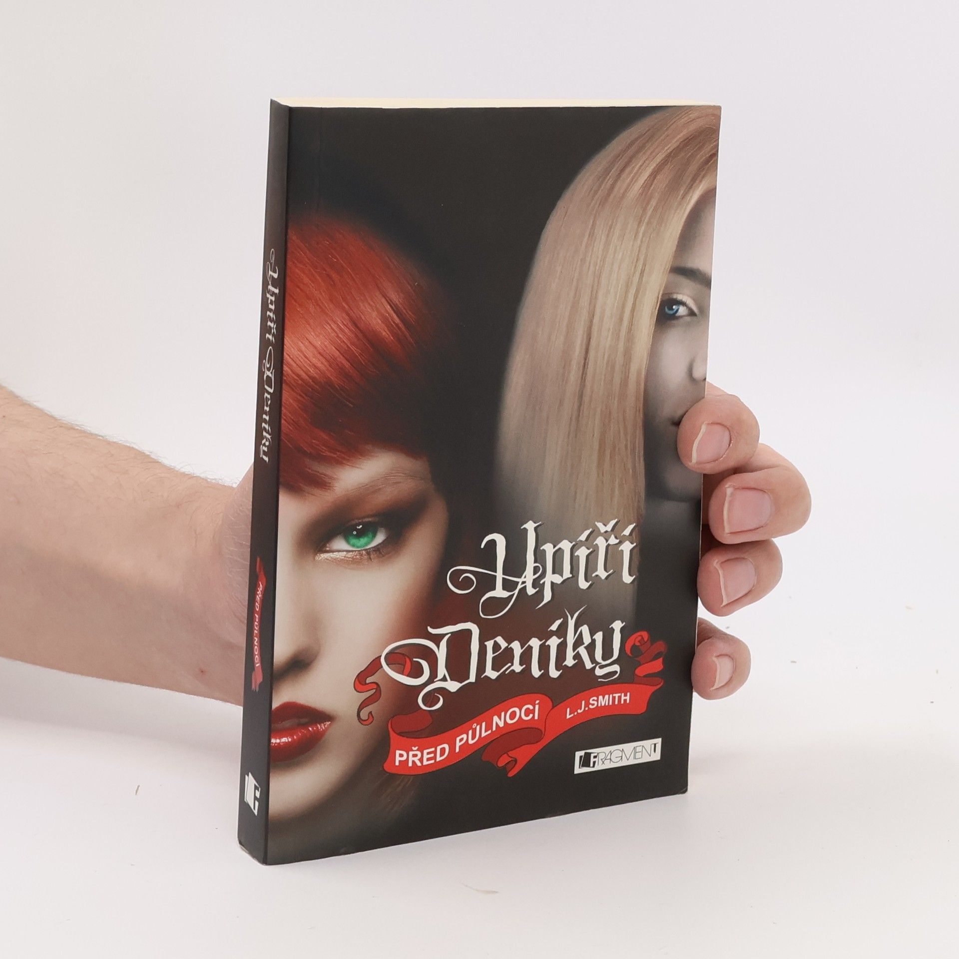 Lisa Jane Smith Upíří deníky. Před půlnocí