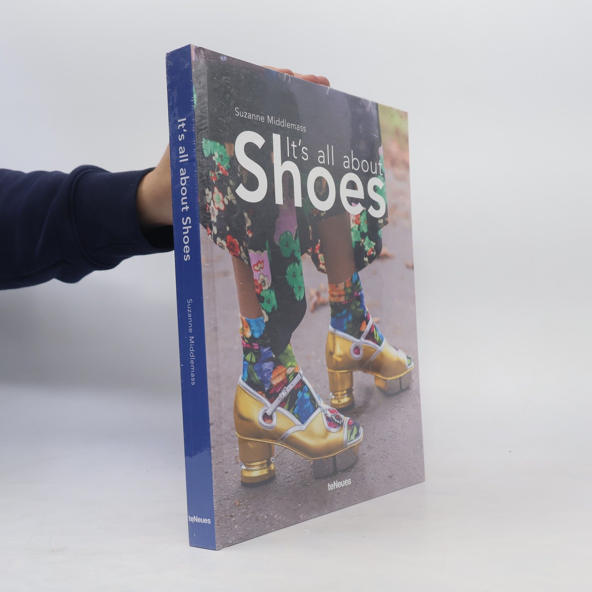 Suzanne Middlemass It's All About Shoes