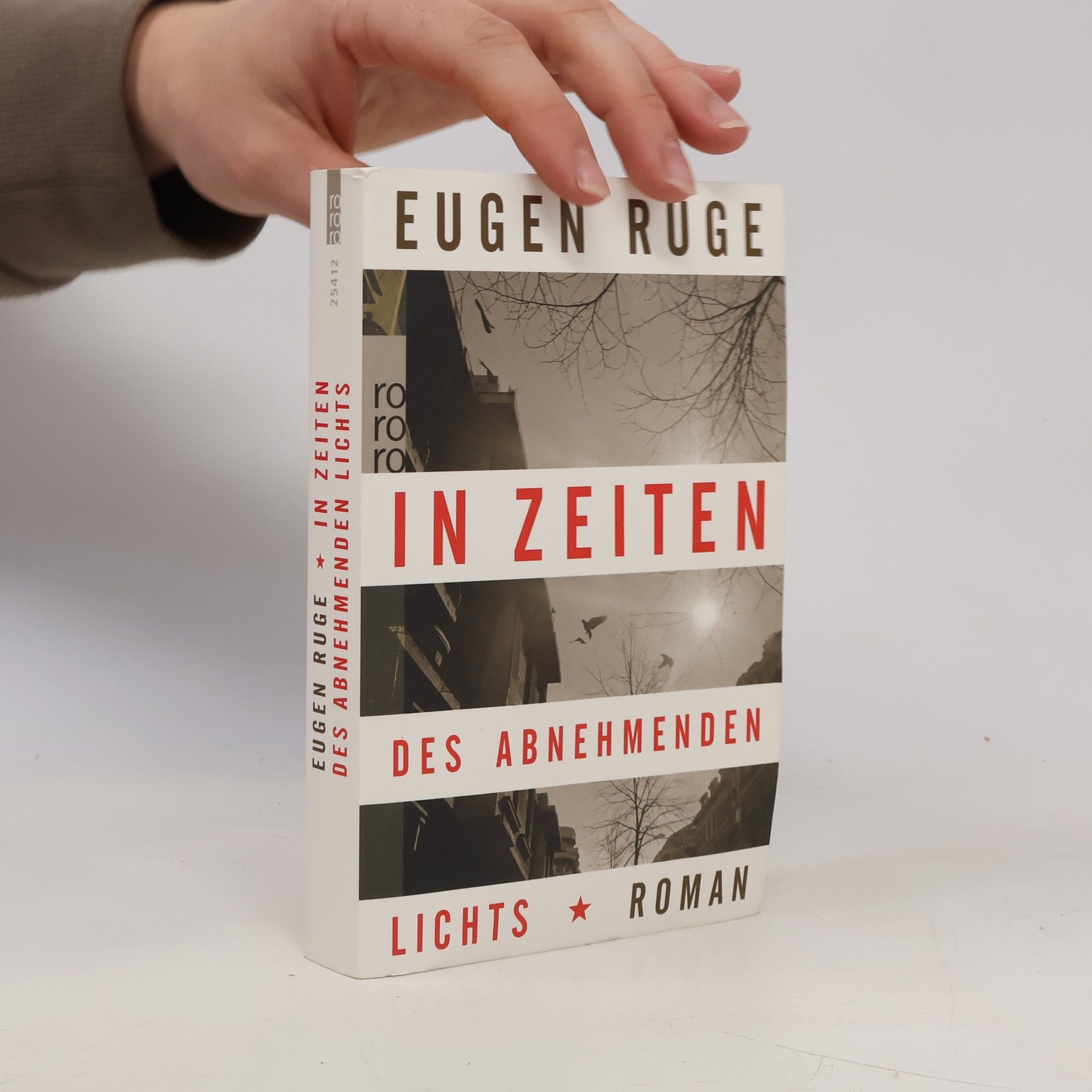 Eugen Ruge In Zeiten des abnehmenden Lichts