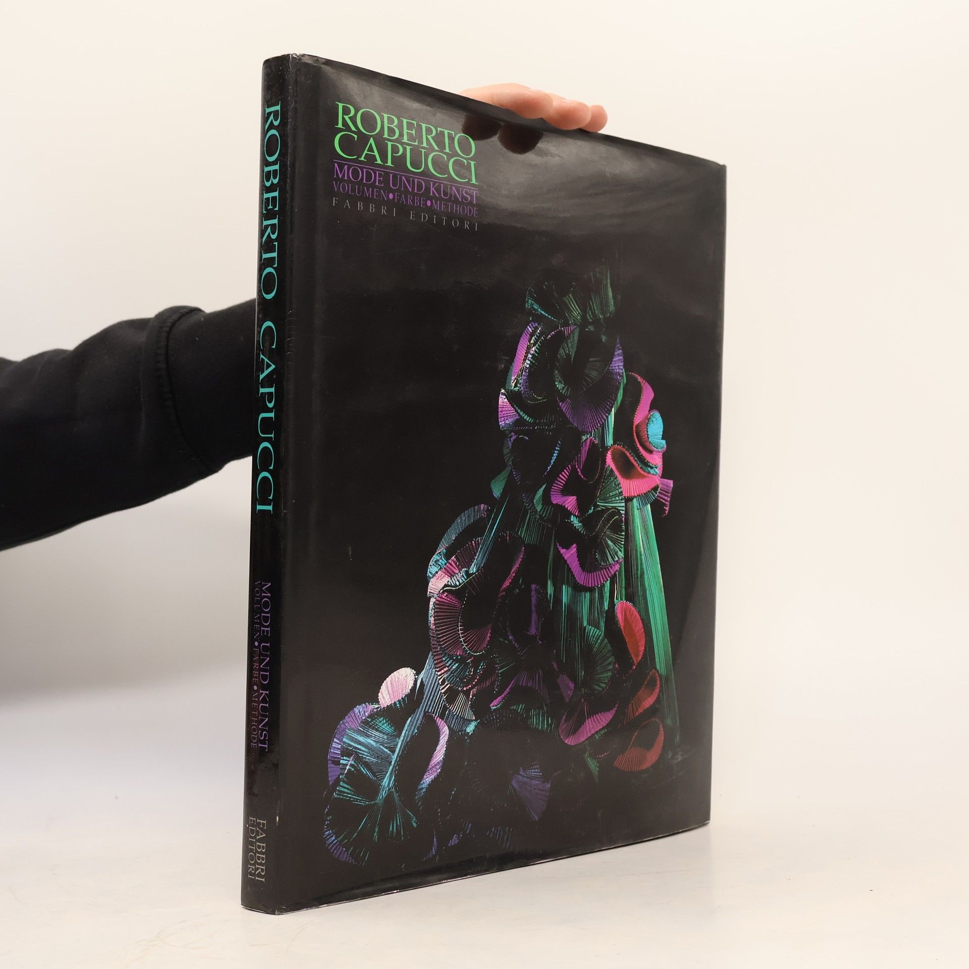 Collectif d'auteurs Roberto Capucci. Mode und Kunst. Volumen Farbe Methode