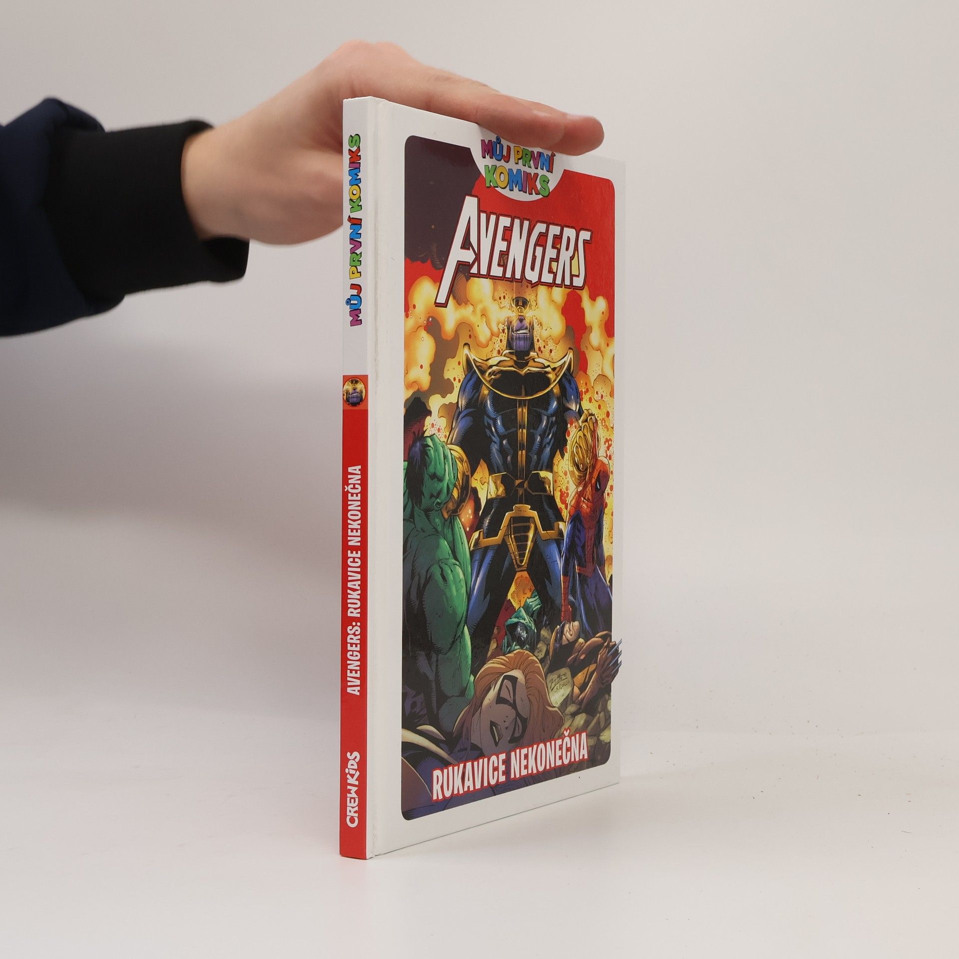 Lee Black Avengers. Rukavice nekonečna