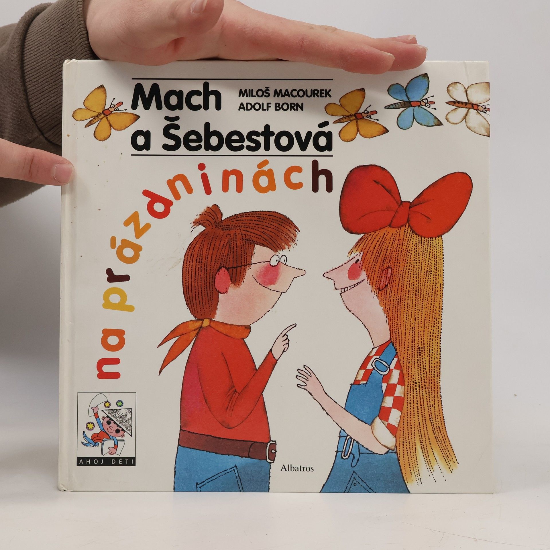 Miloš Macourek Mach a Šebestová na prázdninách