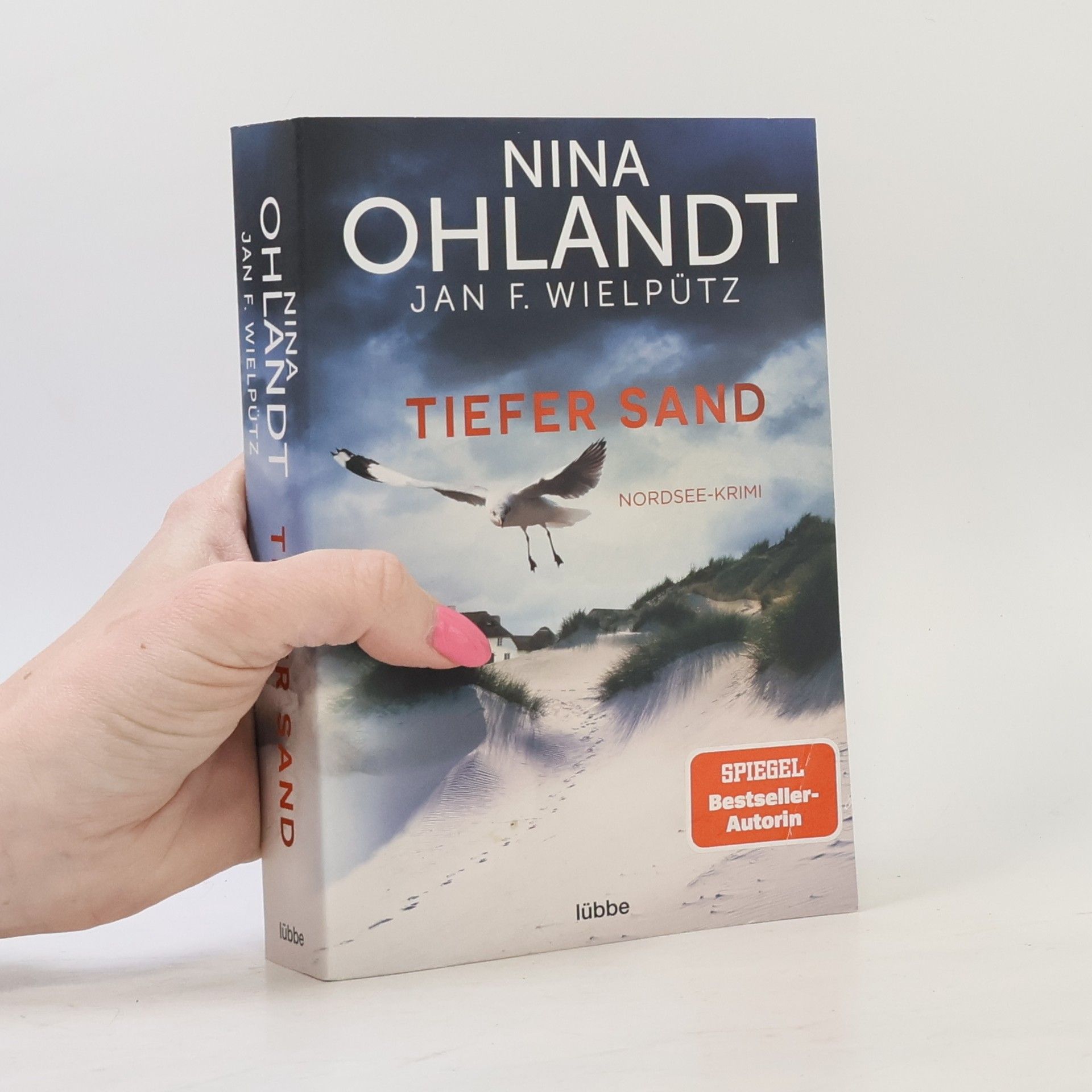Nina Ohlandt Tiefer Sand