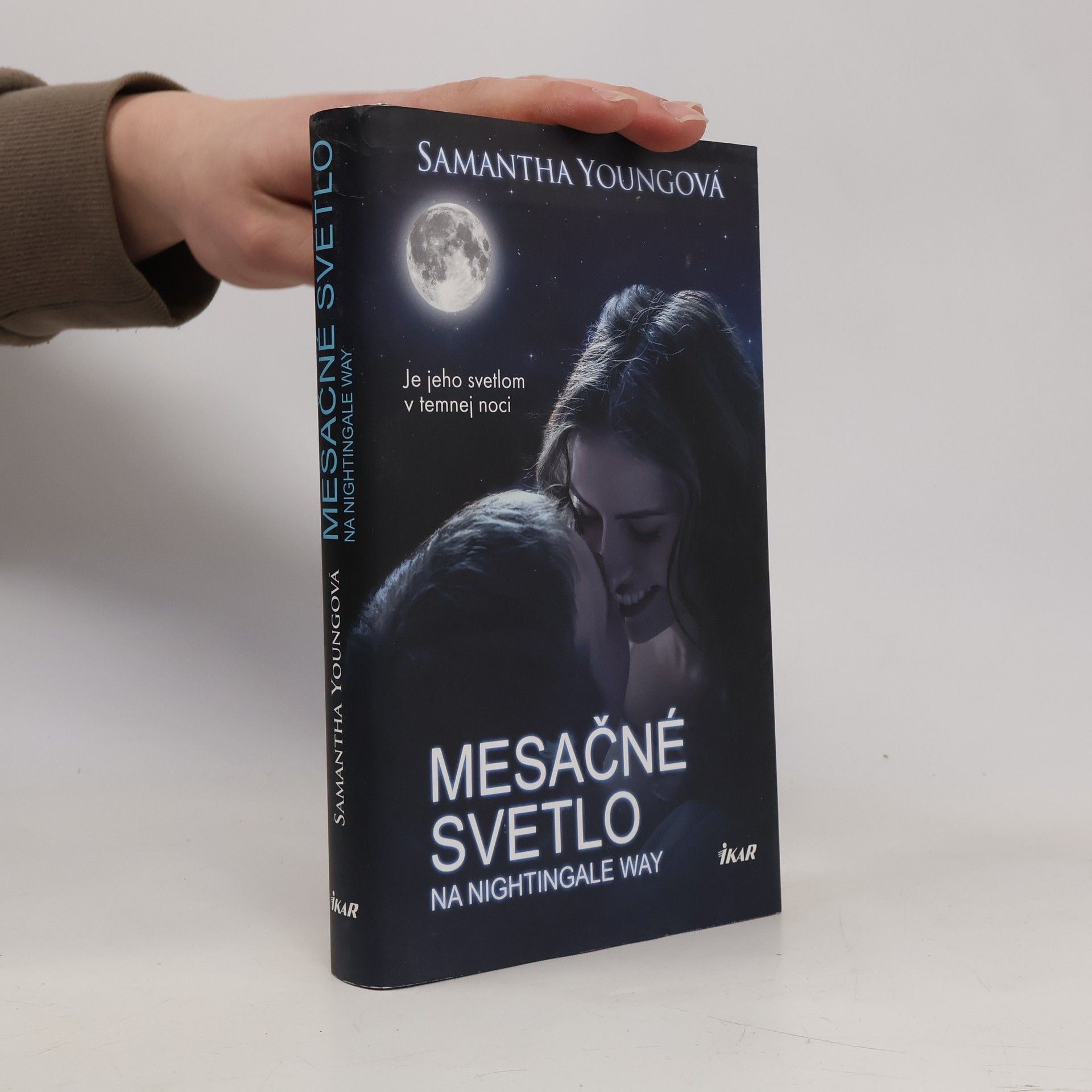 Samantha Young Mesačné svetlo na Nightingale Way