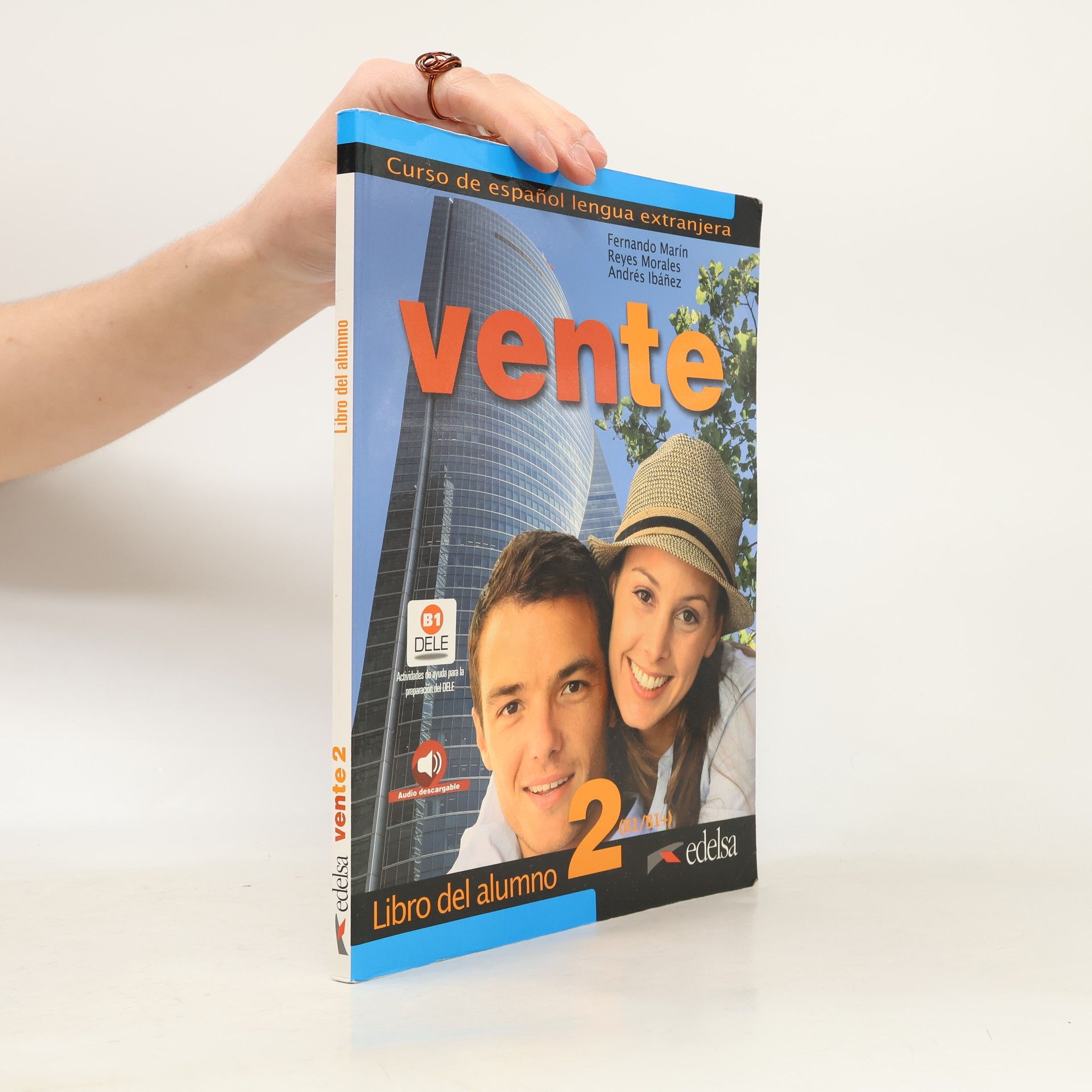 Andrés Ibáñez Vente 2 : curso de español lengua extranjera. Libro del alumno