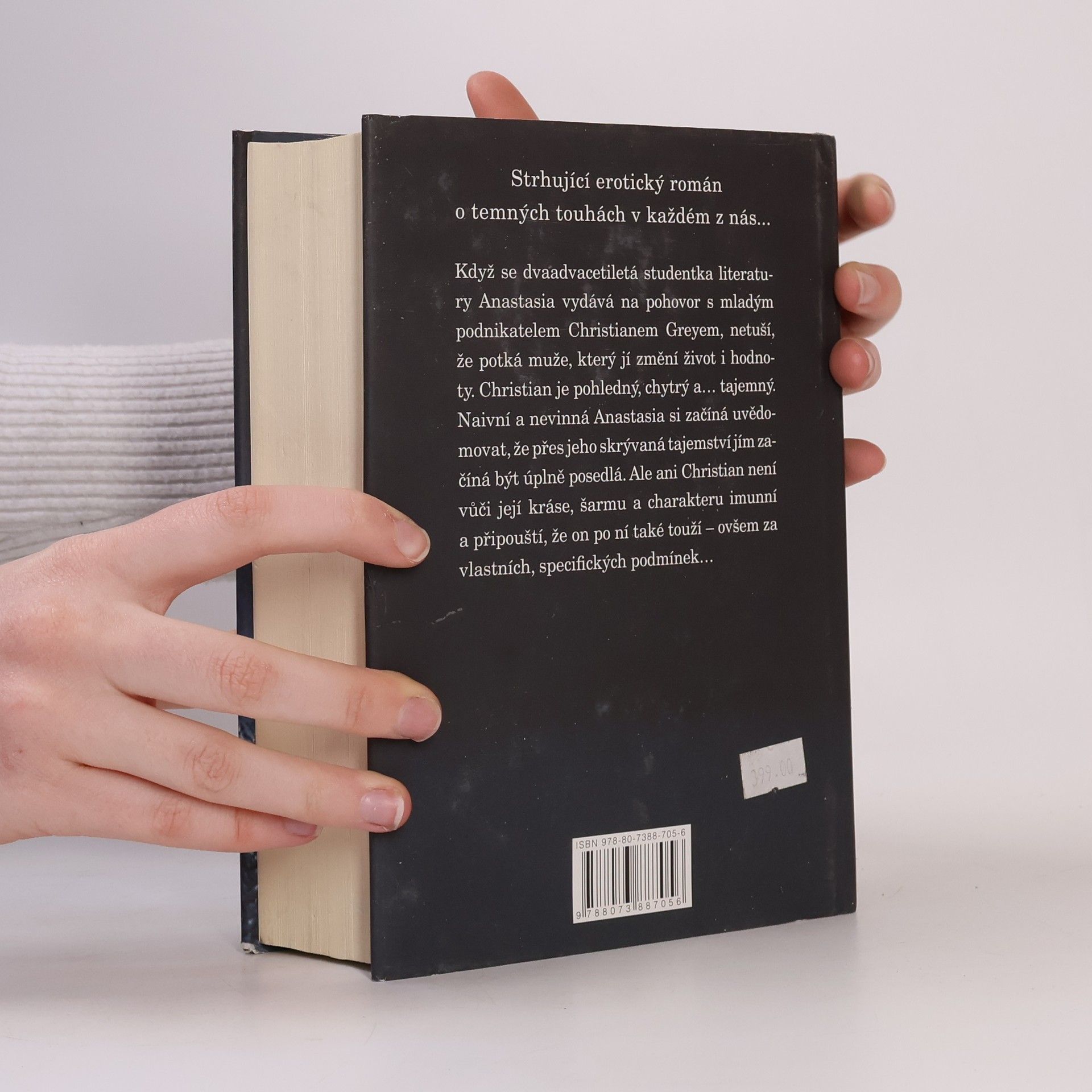 E. L. James Padesát odstínů šedi