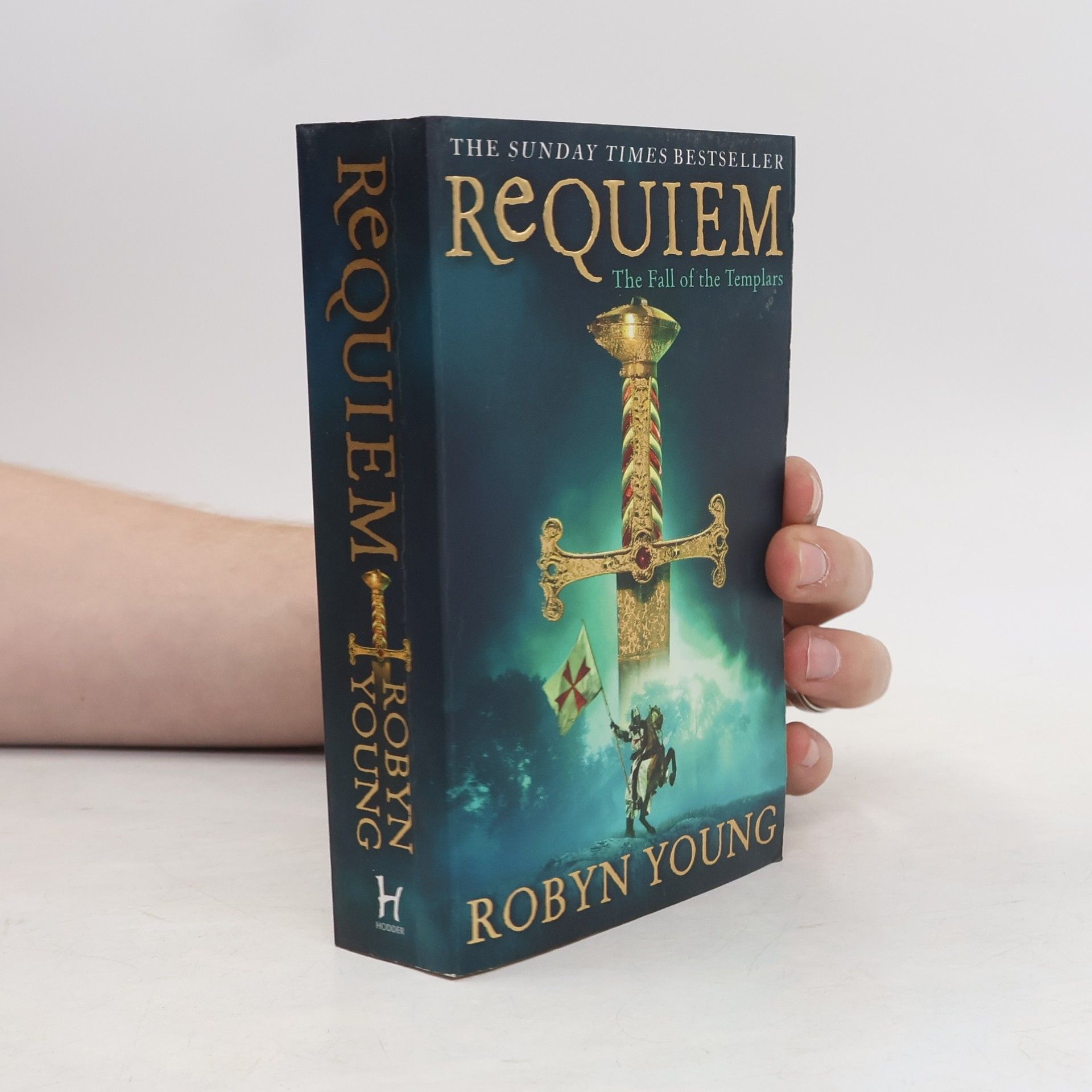 Robyn Young Requiem