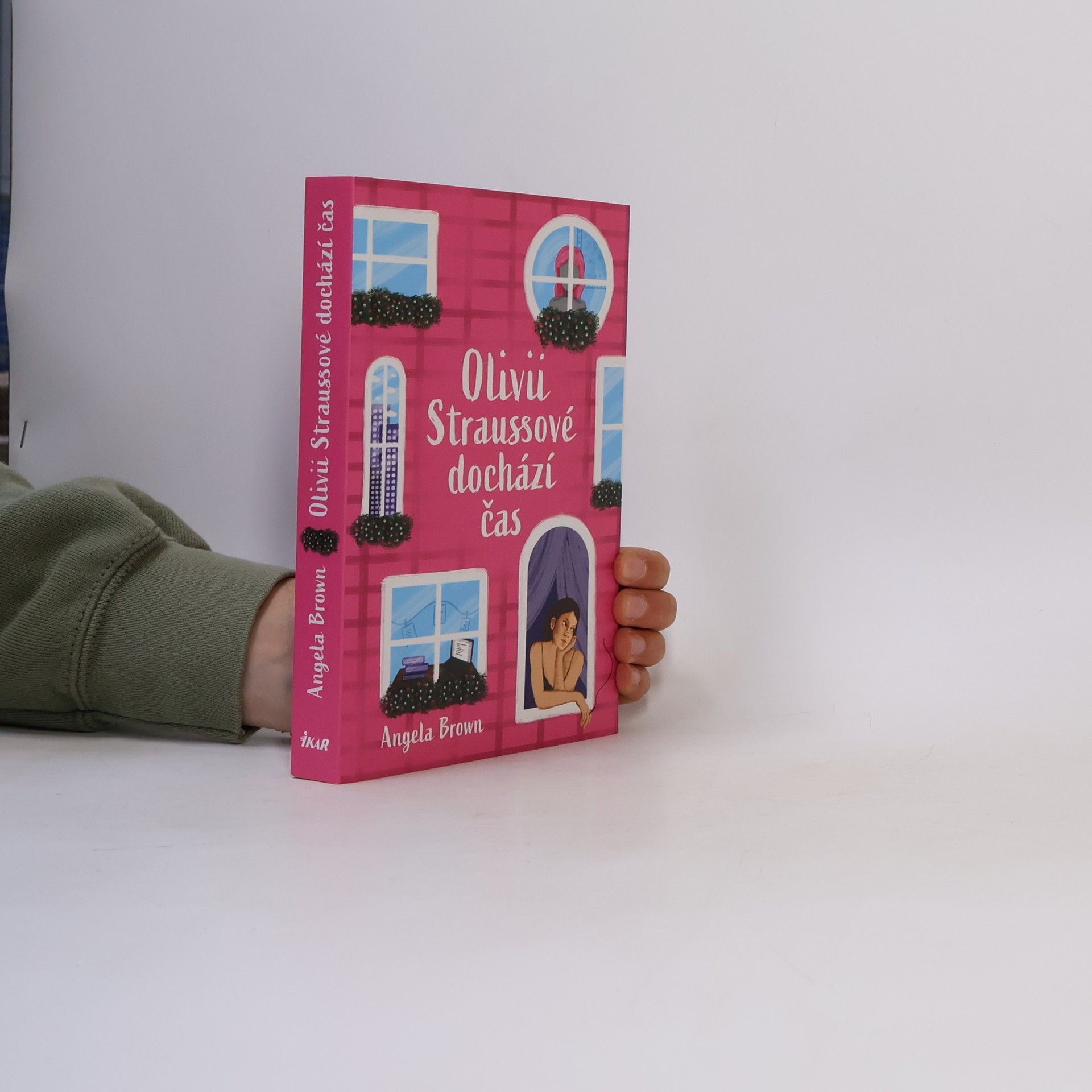 Angela Brown Olivii Straussové dochází čas