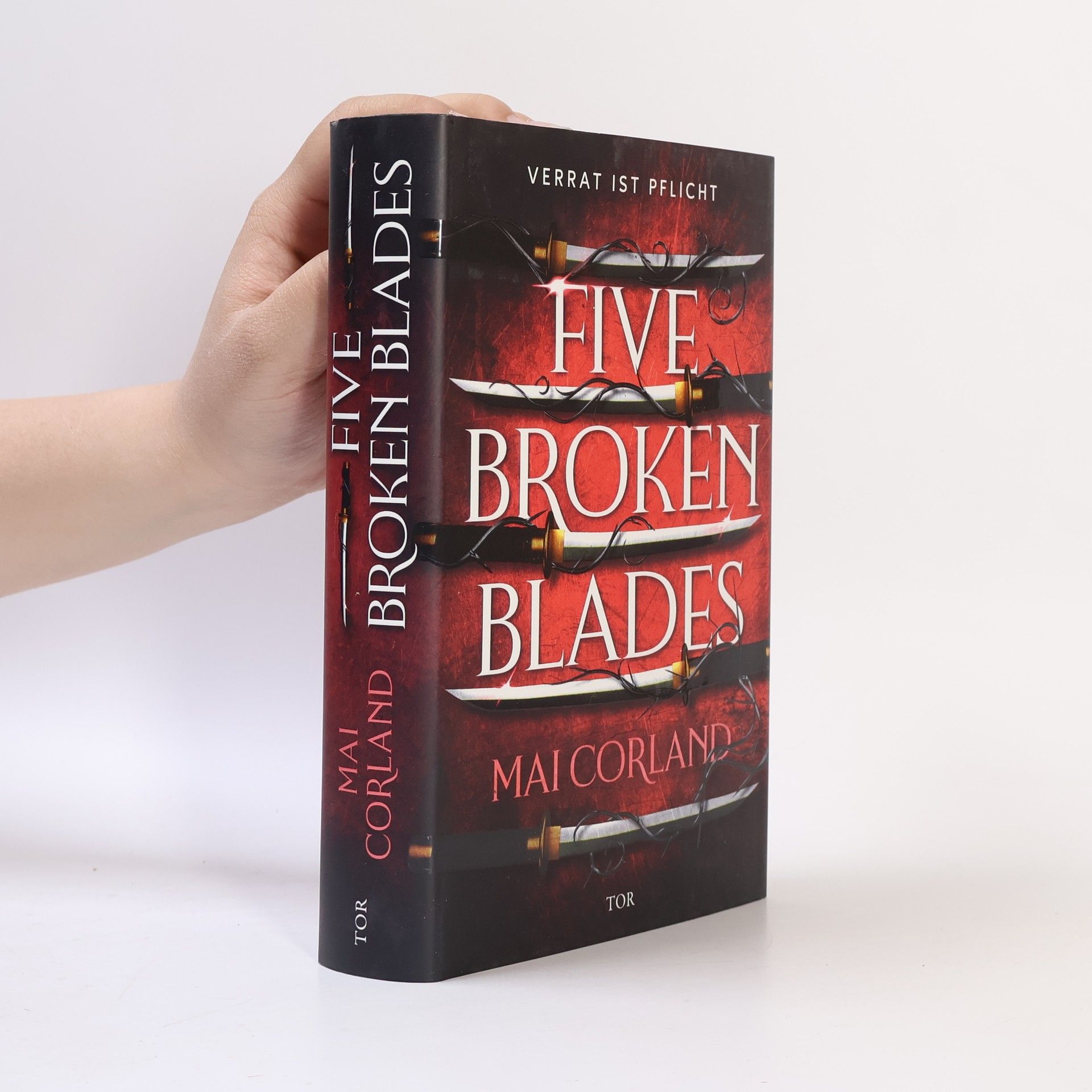 Mai Corland Five Broken Blades