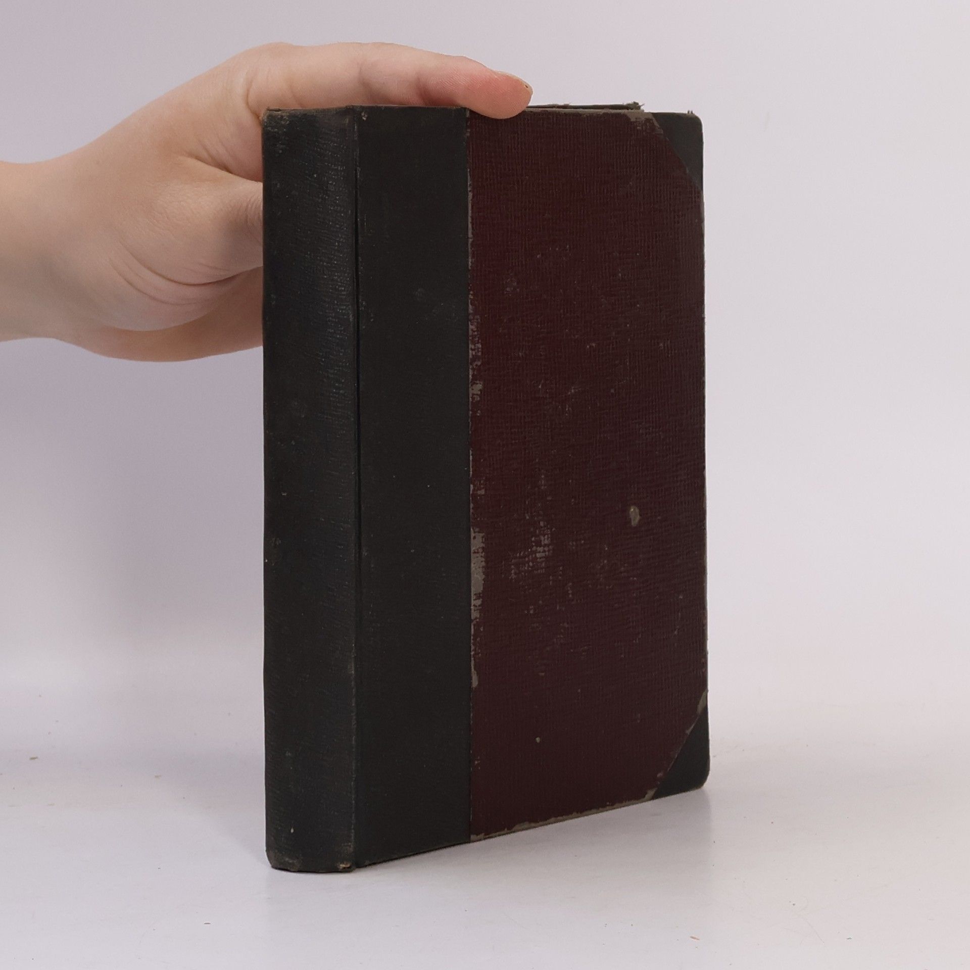 Jack London Stopami minulých životů I.