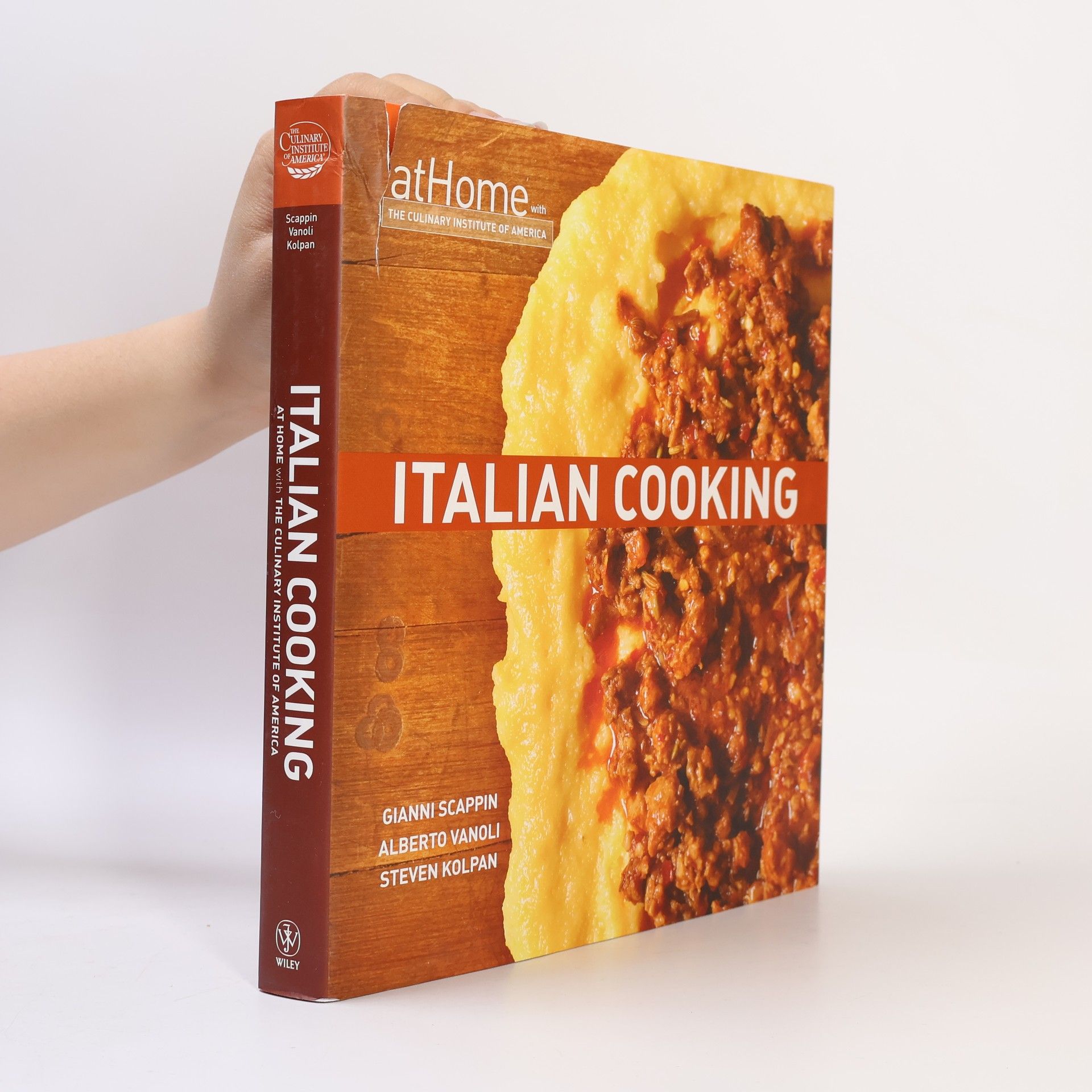 Alberto Vanoli Italian Cooking at Home with The Culinary Institute of America