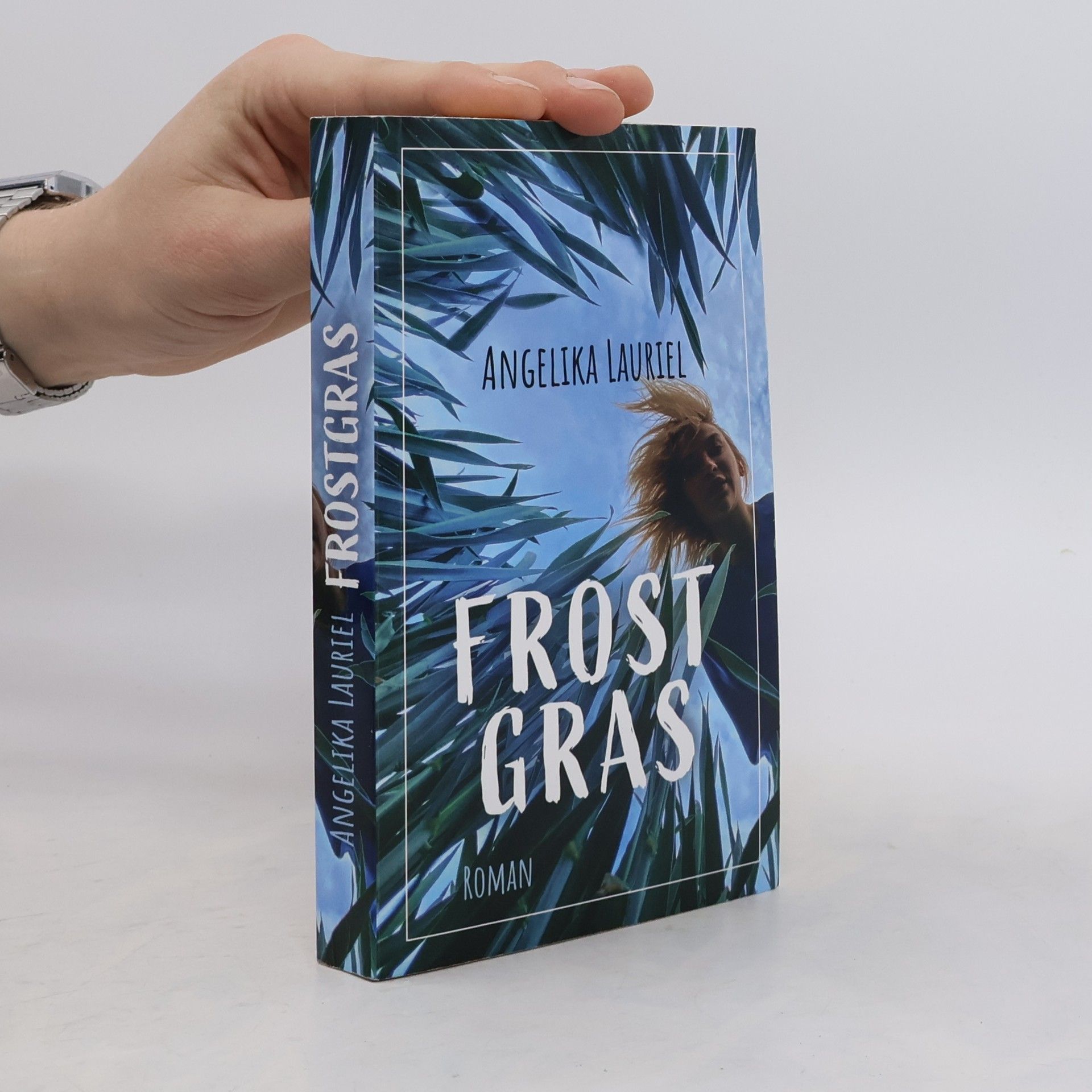 Angelika Lauriel Frostgras