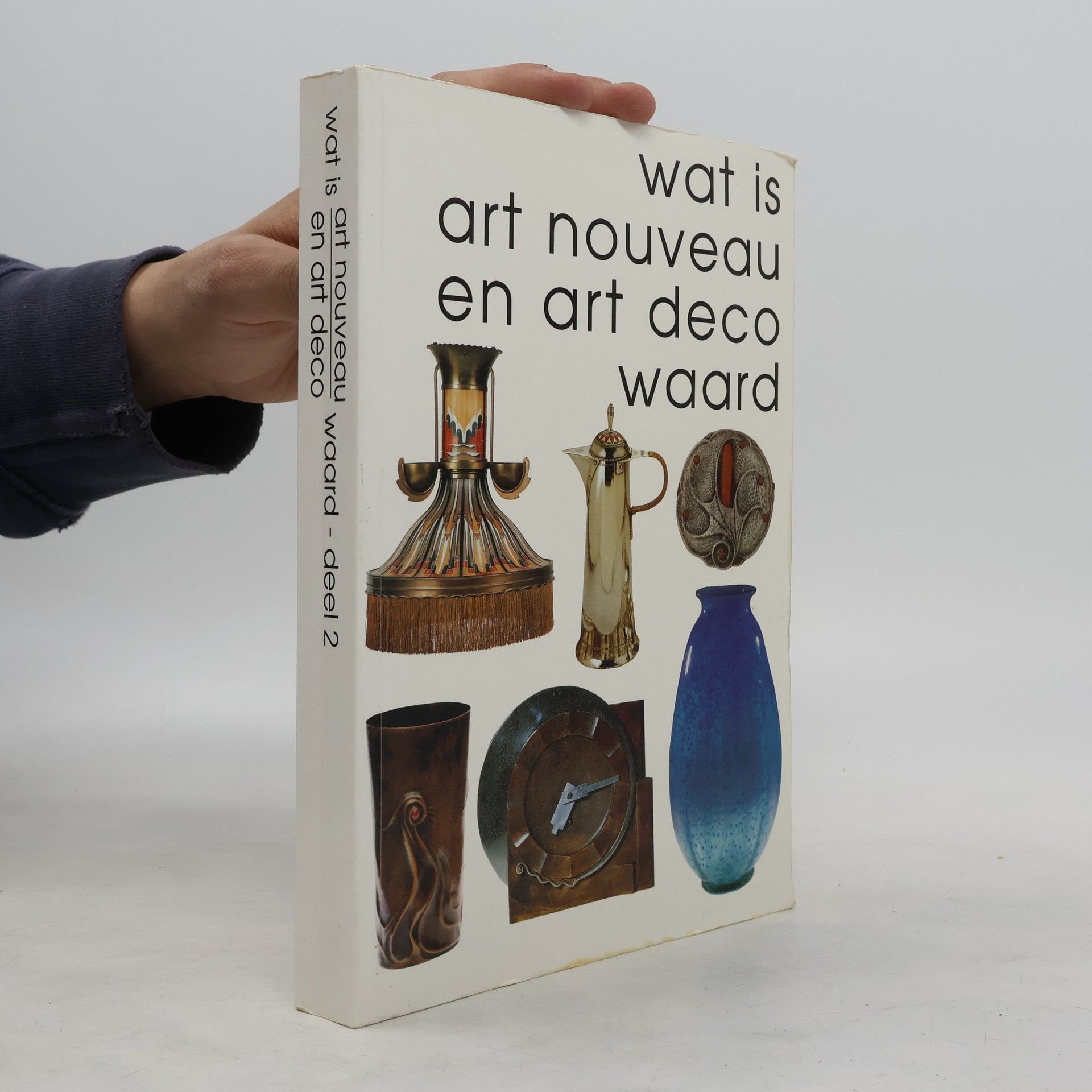 R. Stuurman Wat is Art Nouveau en Art Deco waard