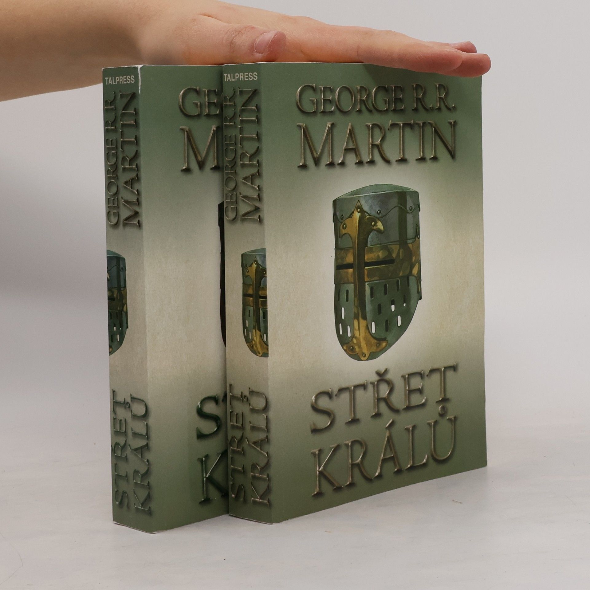 George R. R. Martin Střet králů. Kniha 1-2