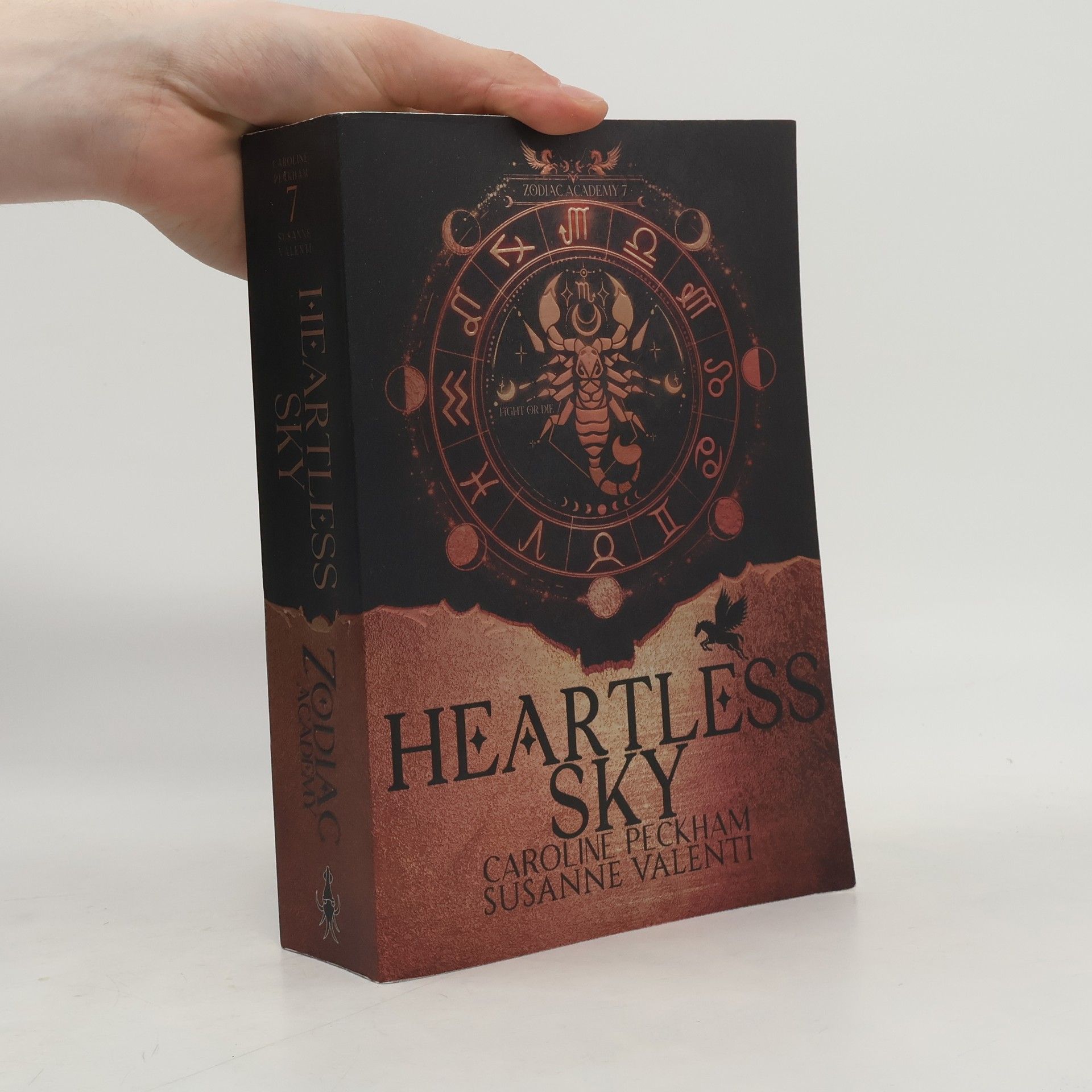 Susanne Valenti Zodiac Academy - 7: Heartless Sky