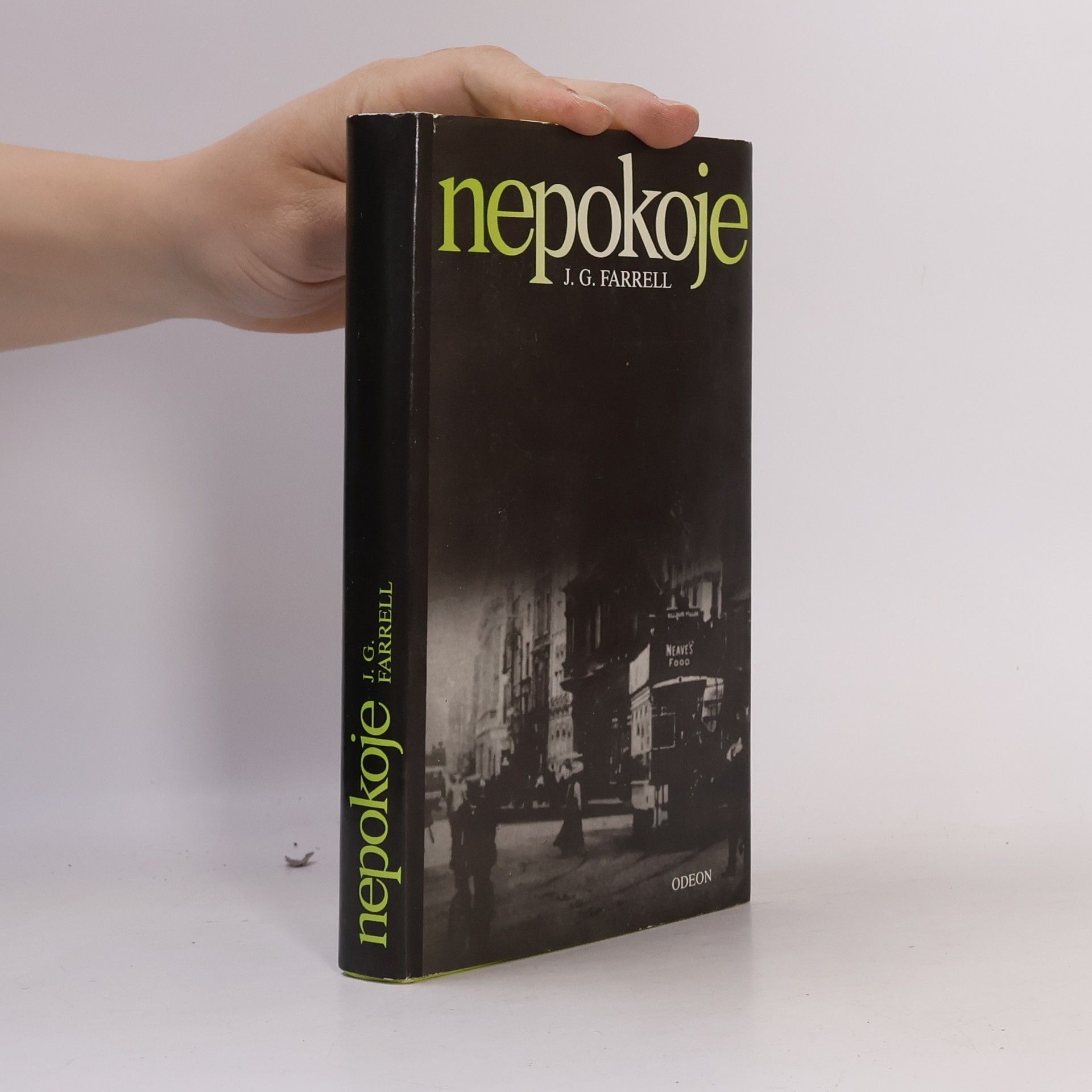 James Gordon Farrell Nepokoje