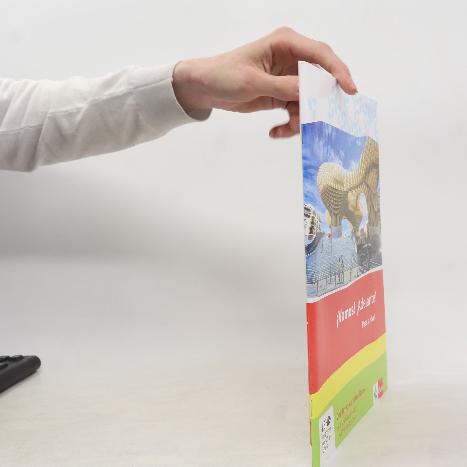 Melanie Arriagada ¡Vamos! ¡Adelante! - Schülerausgabe: Paso a nivel - Cuaderno de actividades mit Multimedia-CD und Vokabeltrainer