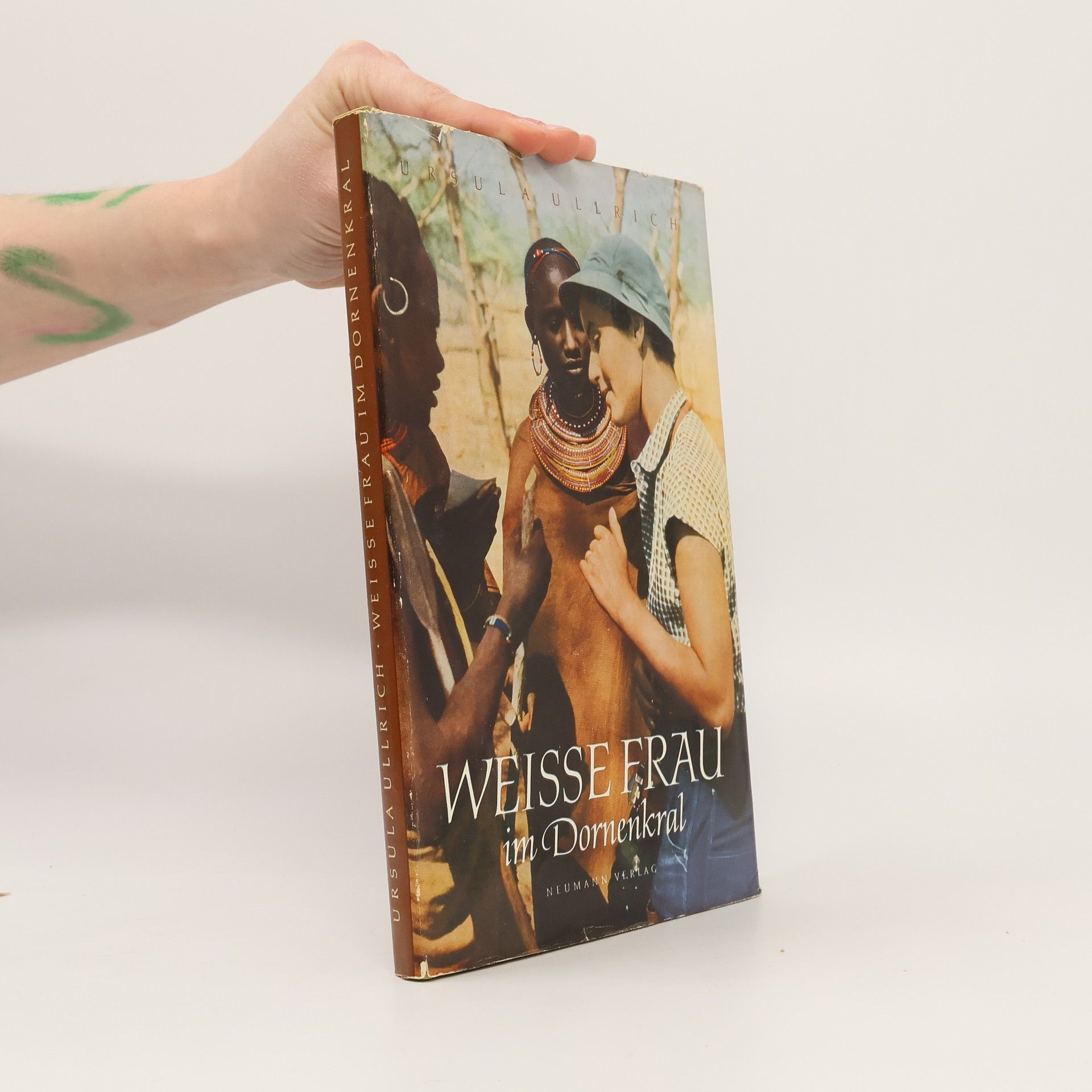 Ursula Ullrich Weisse Frau im Dornenkral