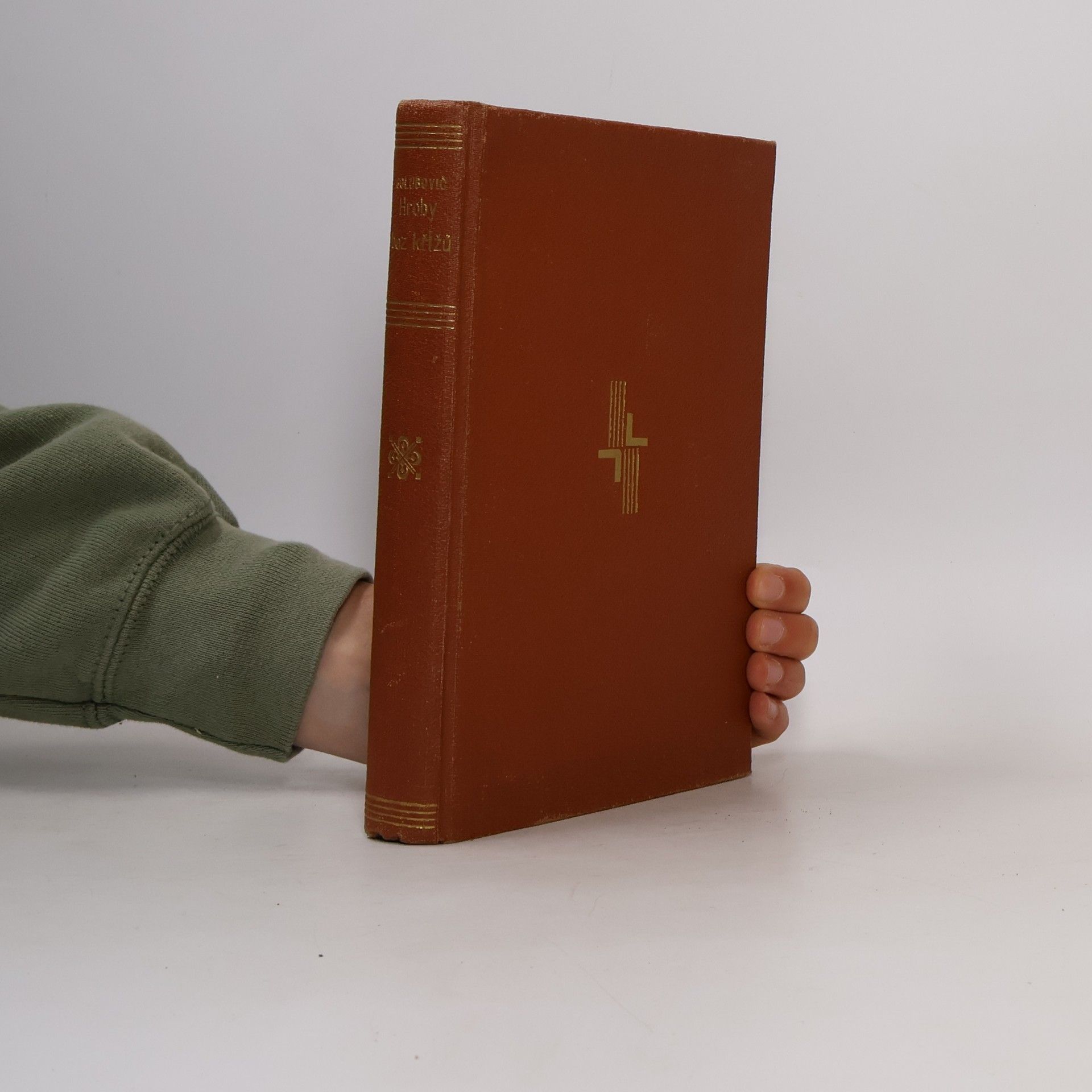 Miroslav Golubovič Hroby bez křížů