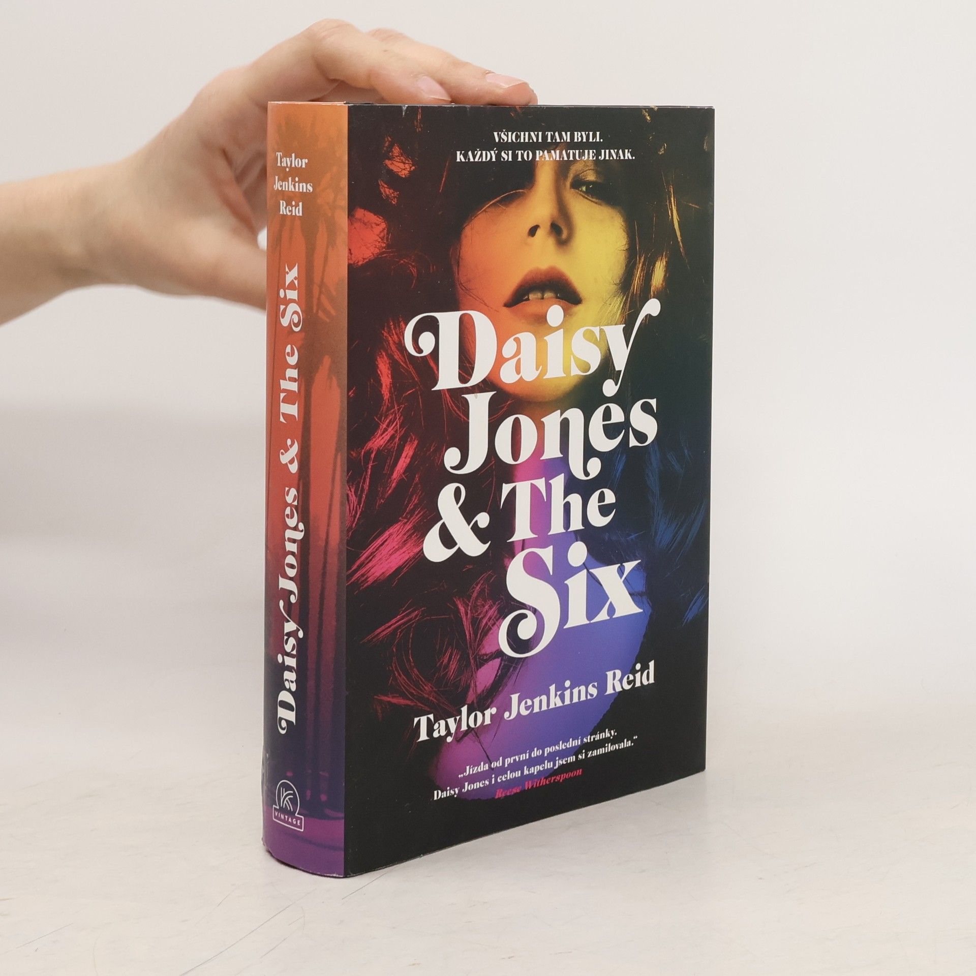 Taylor Jenkins Reid Daisy Jones & The Six