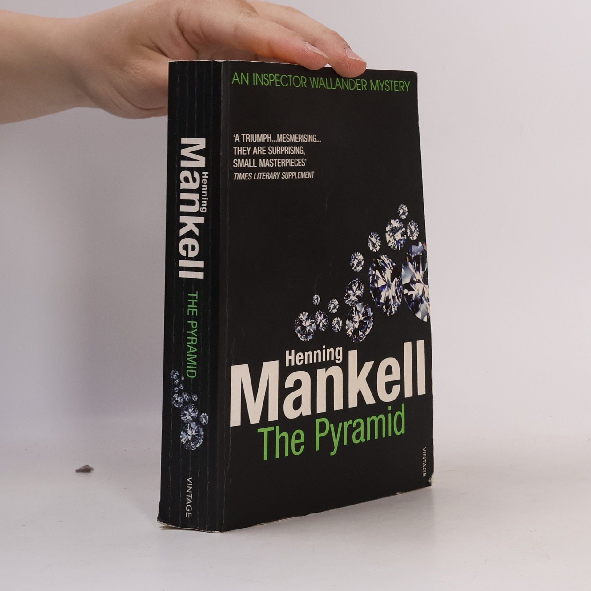 Henning Mankell The pyramid