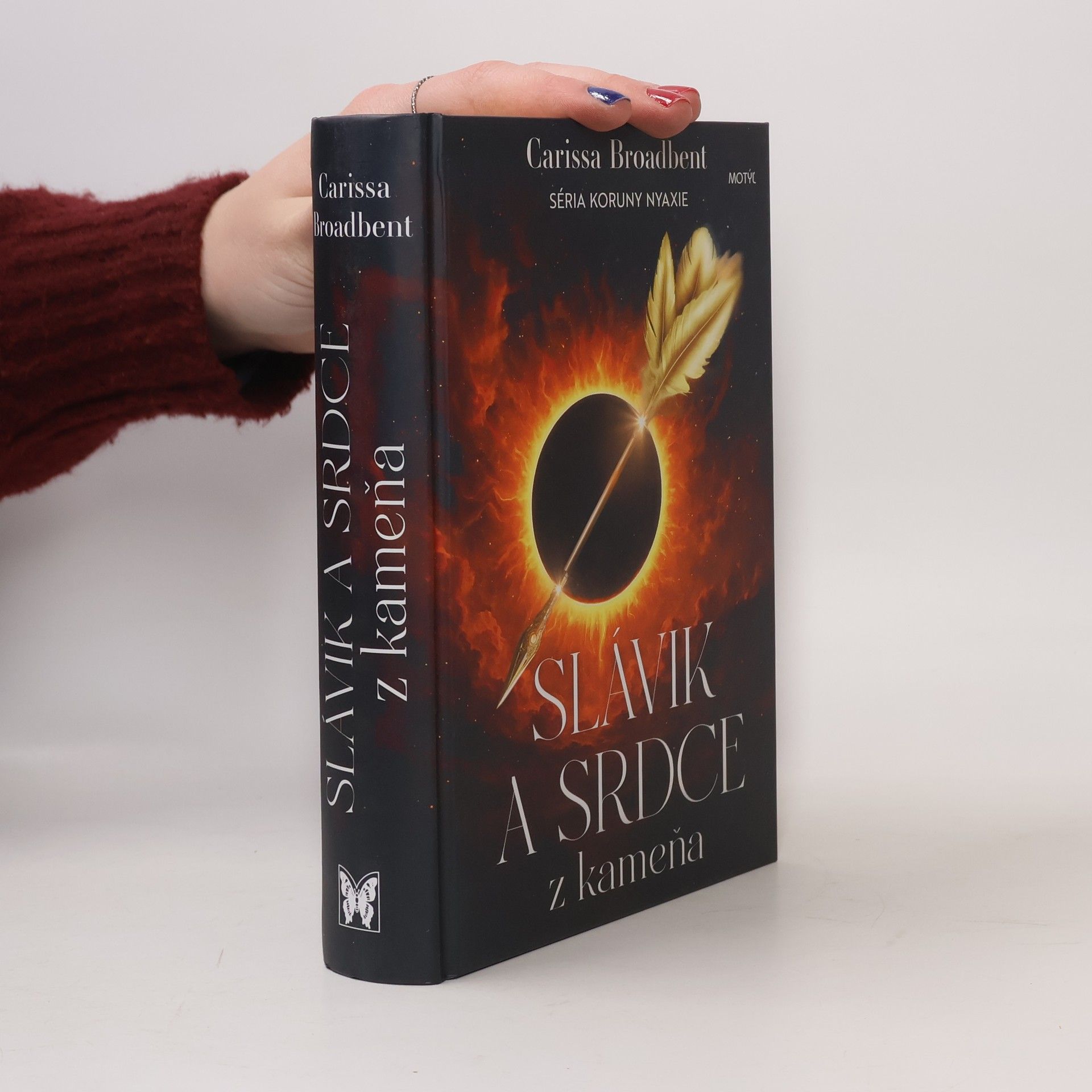 Slávik a srdce z kameňa