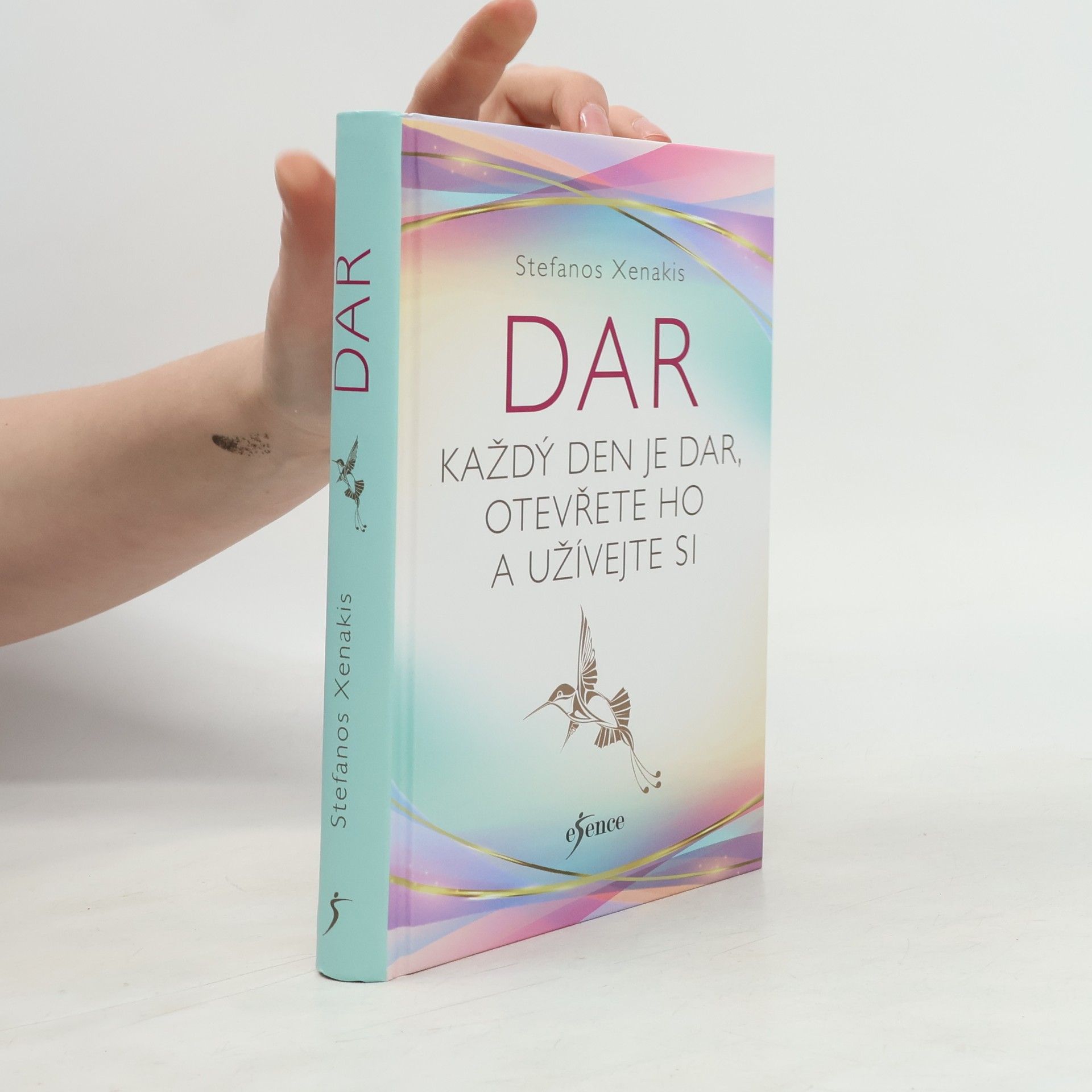 Michaela Smékalová Dar : každý den je dar, otevřete ho a užívejte si