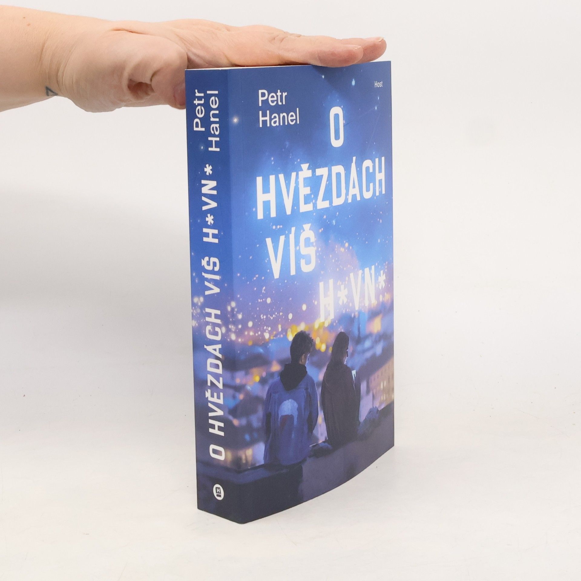 Petr Hanel O hvězdách víš h*vn*