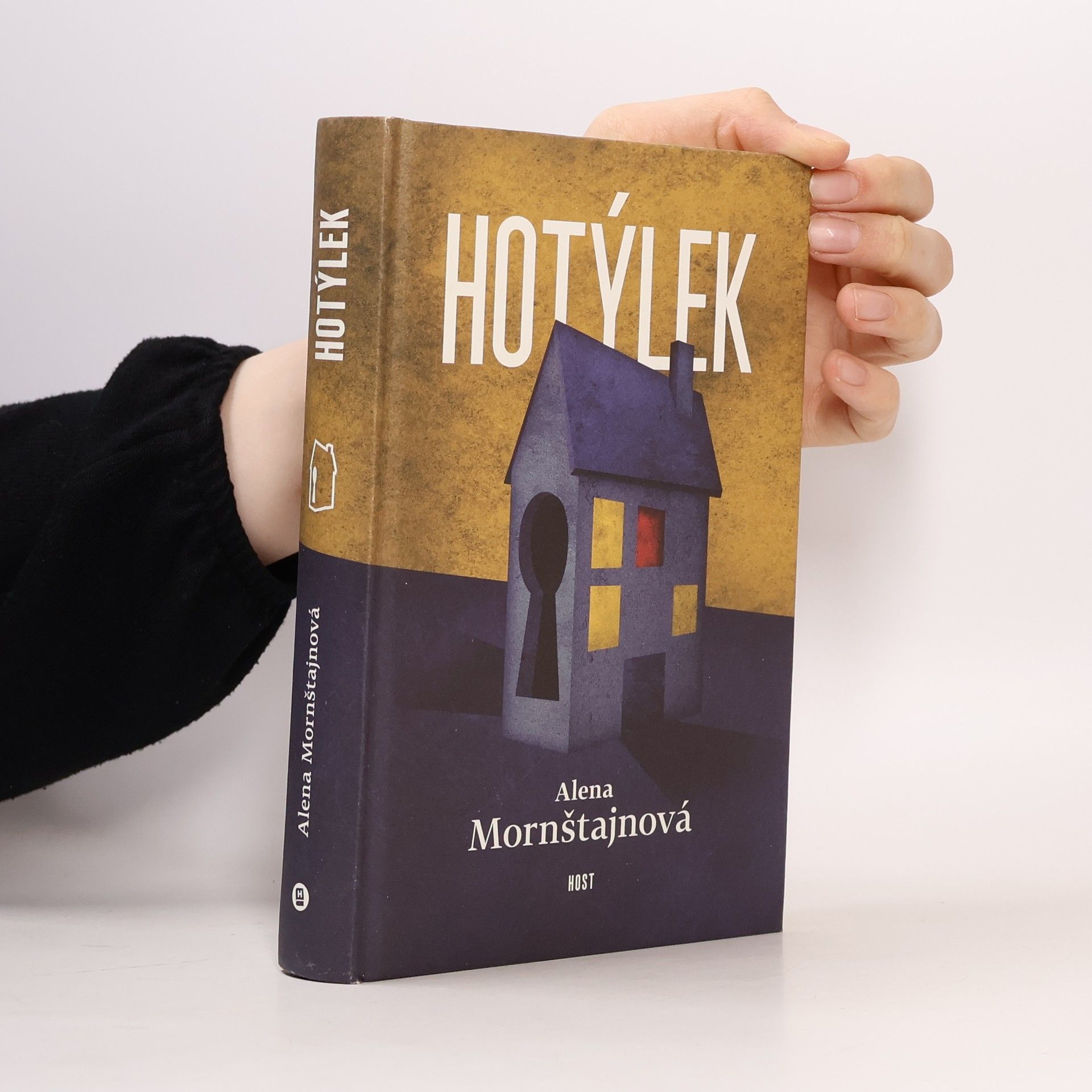 Alena Mornštajnová Hotýlek