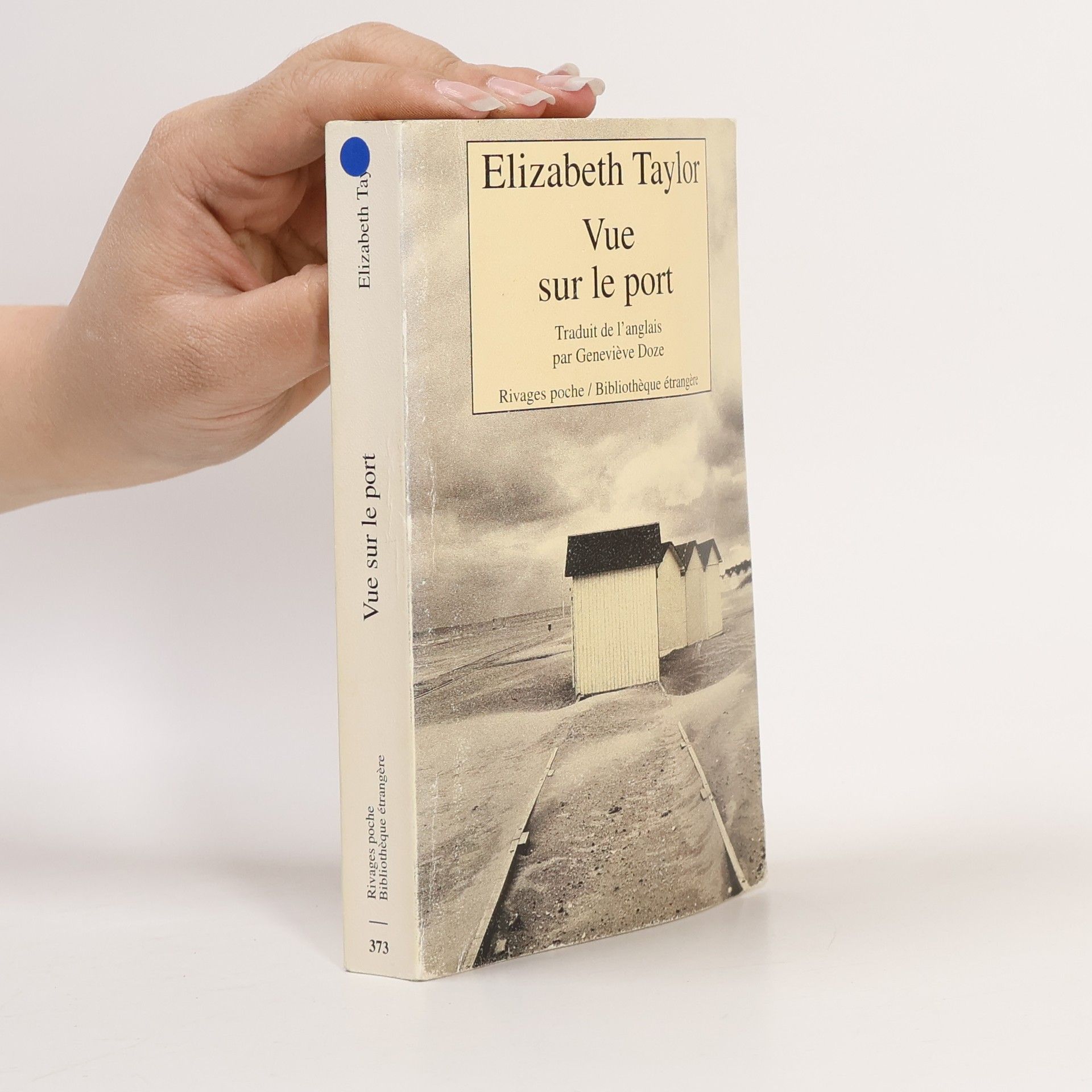 Elizabeth Taylor Bibliothèque étrangère: Vue sur le port