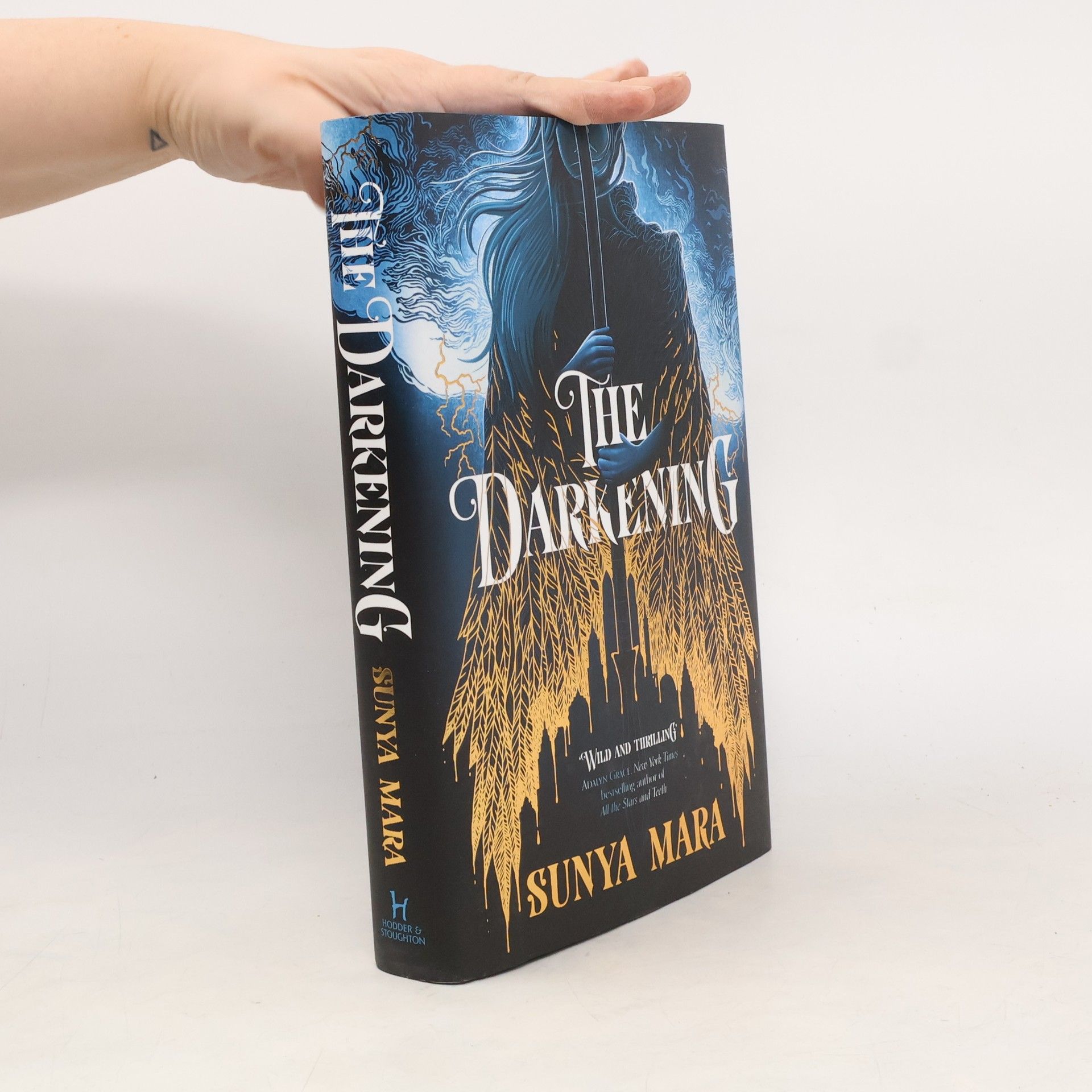 Sunya Mara The Darkening