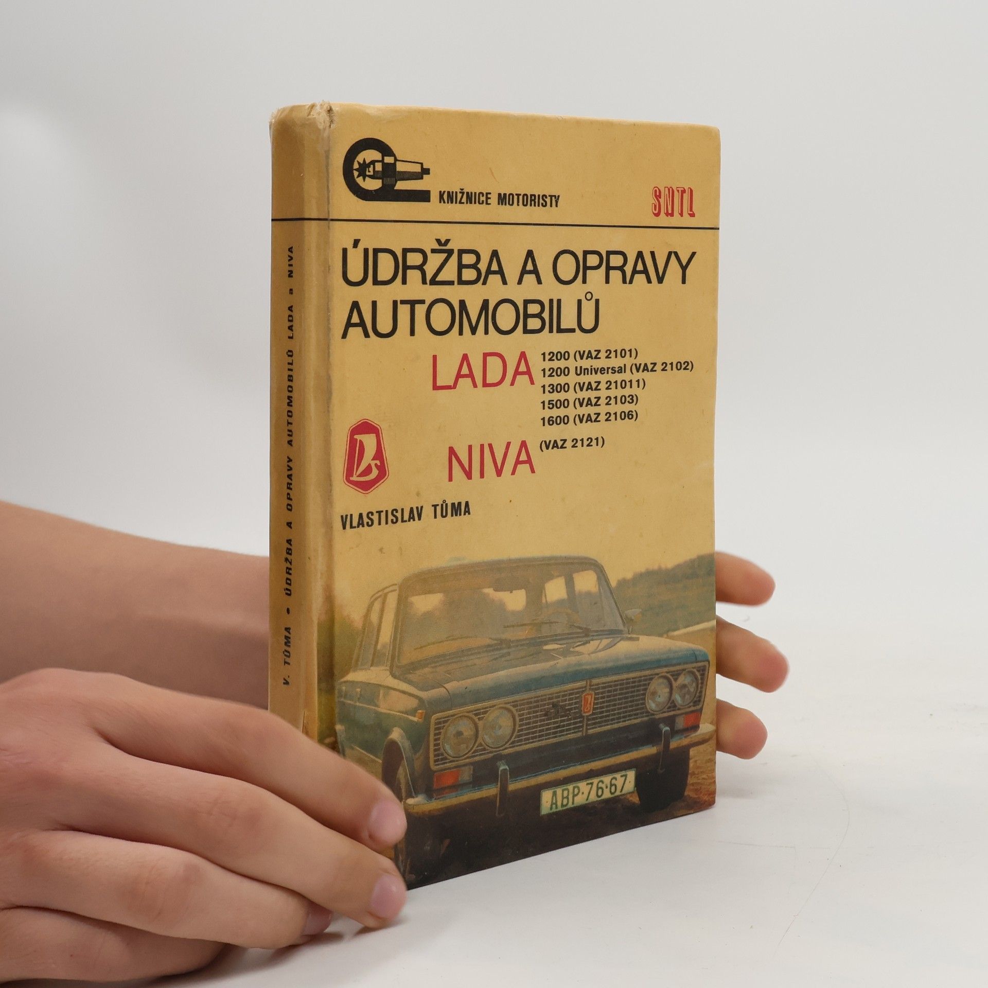 Vlastislav Tůma Údržba a opravy automobilů Lada. Niva