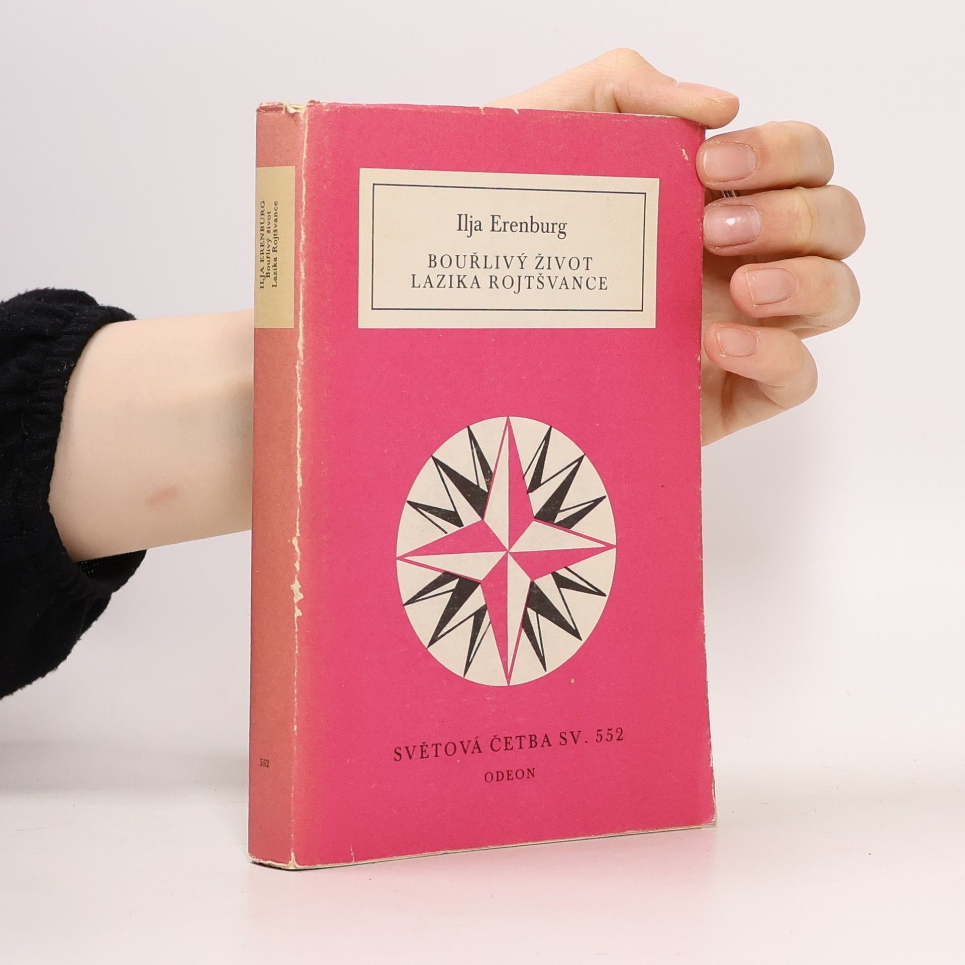 Ilja Grigorjevič Ehrenburg Bouřlivý život Lazika Rojtšvance