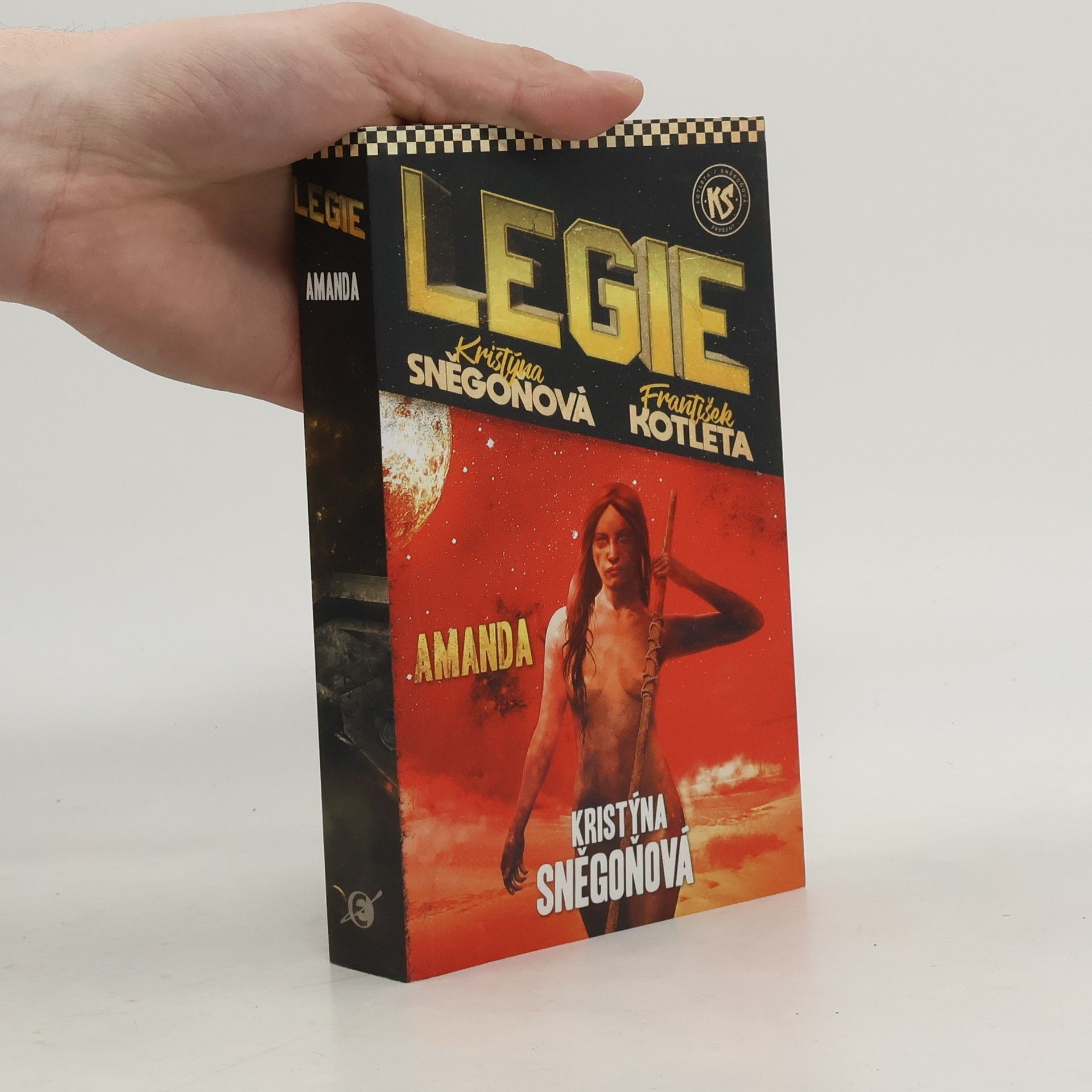 Kristýna Sněgoňová Legie. Amanda