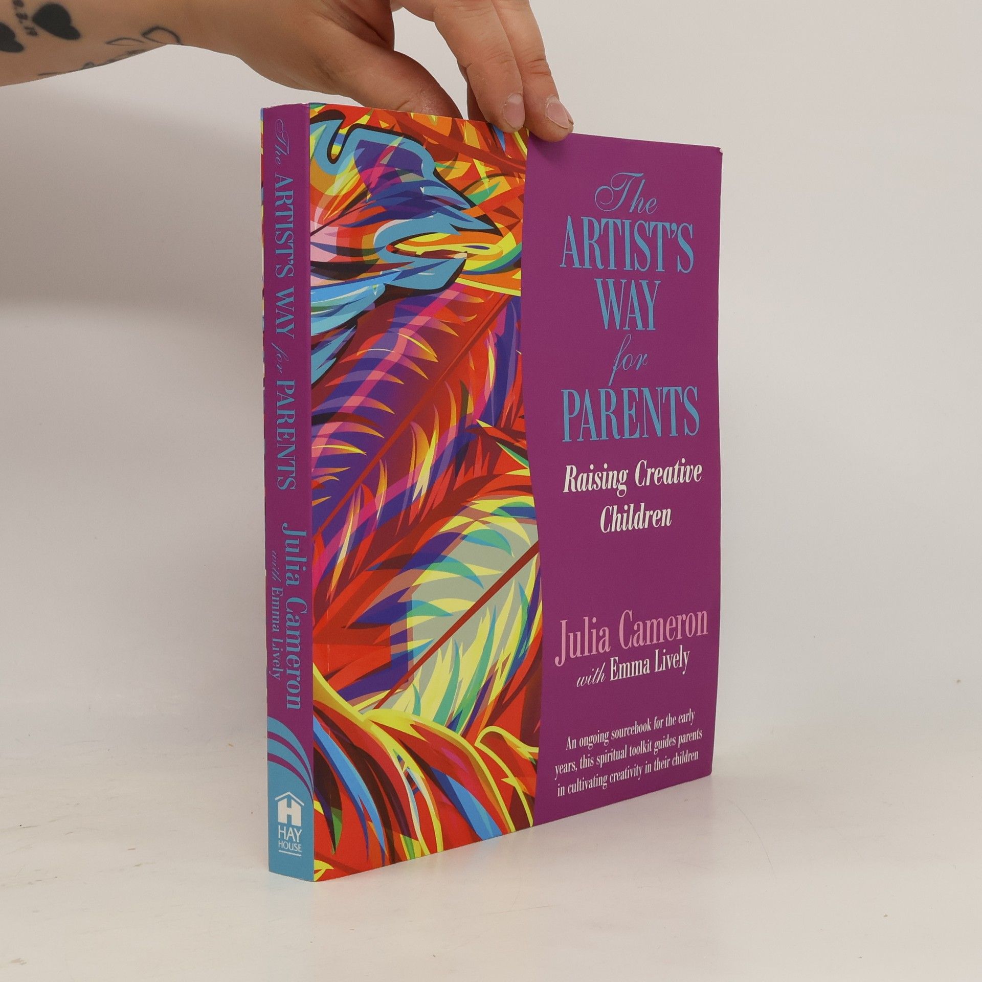 Emma Lively The artist's way for parents : raising creative children