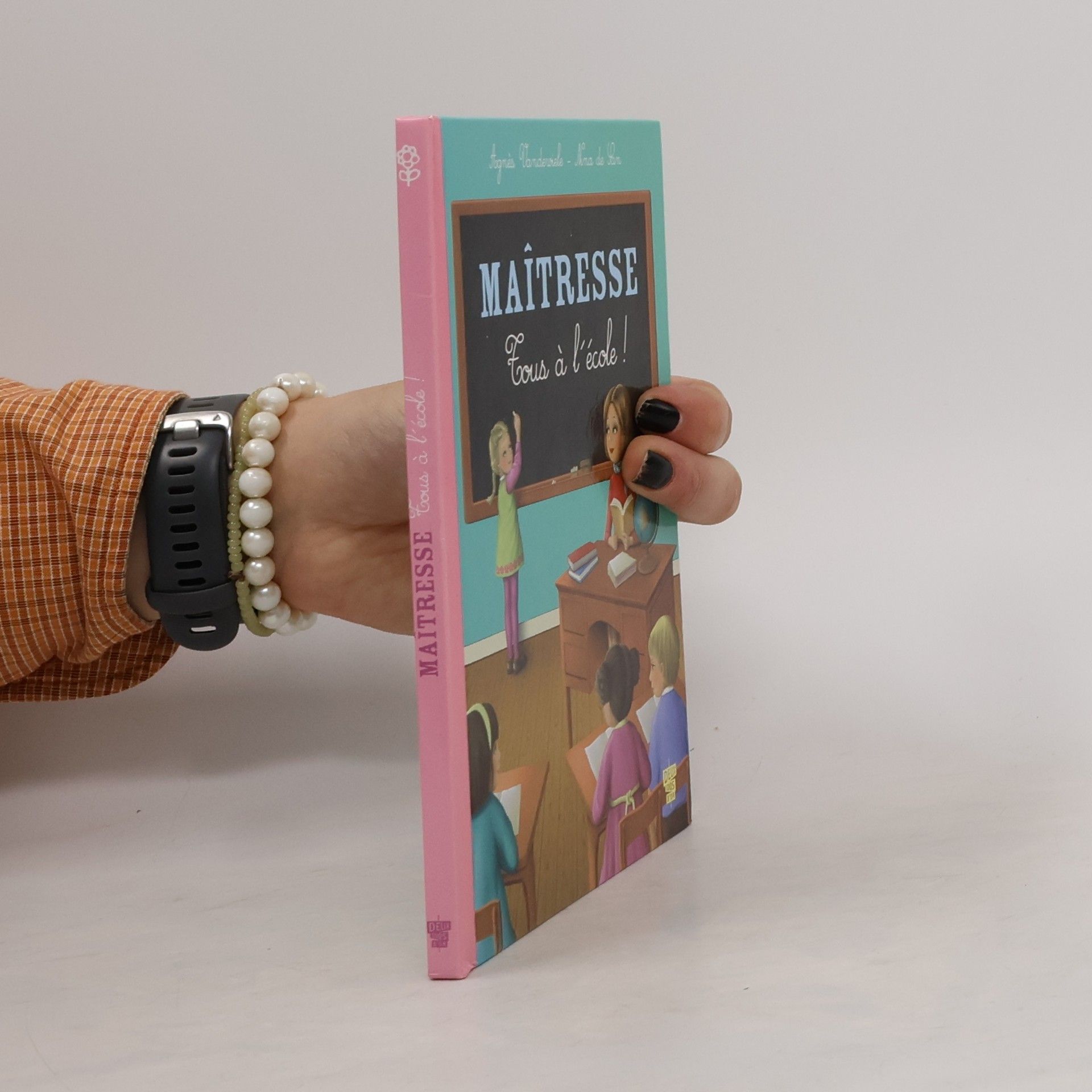 Nina de San Maîtresse