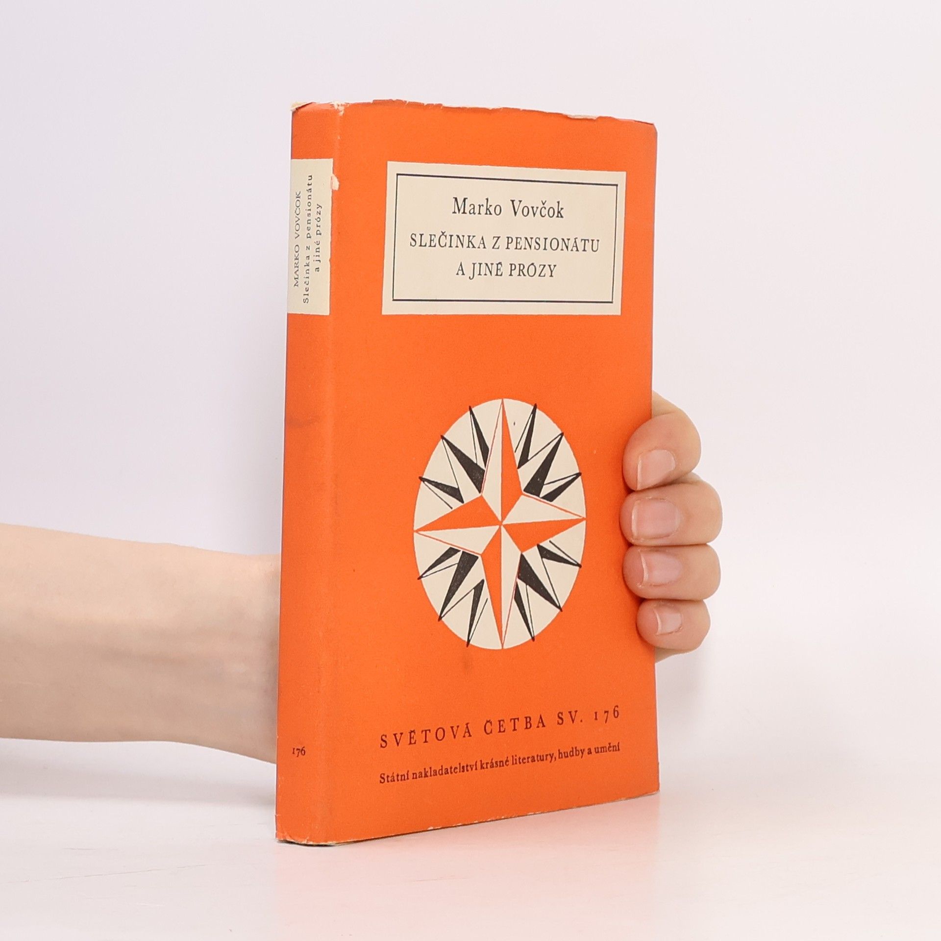 Slečinka z pensionátu a jiné prózy