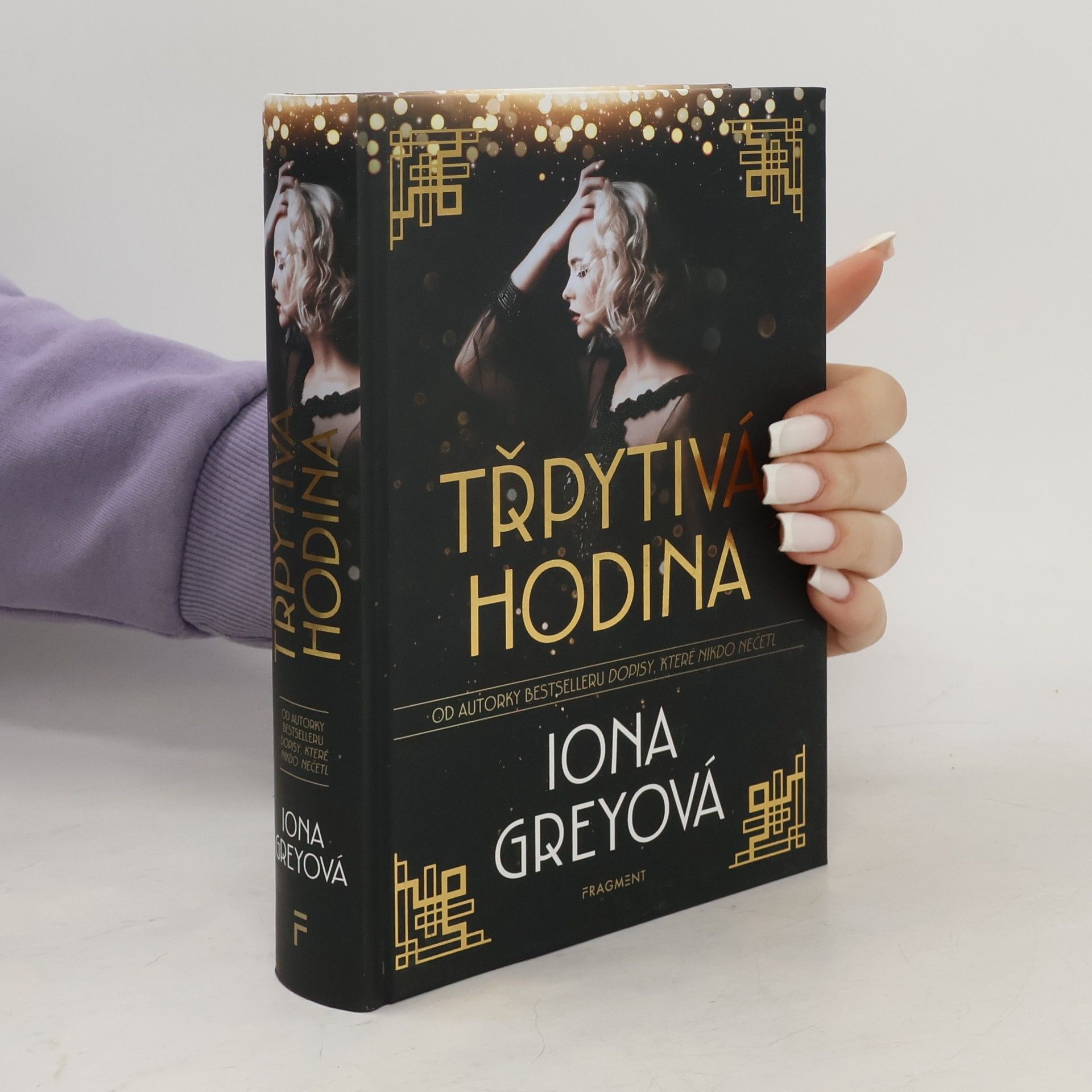 Iona Grey Třpytivá hodina
